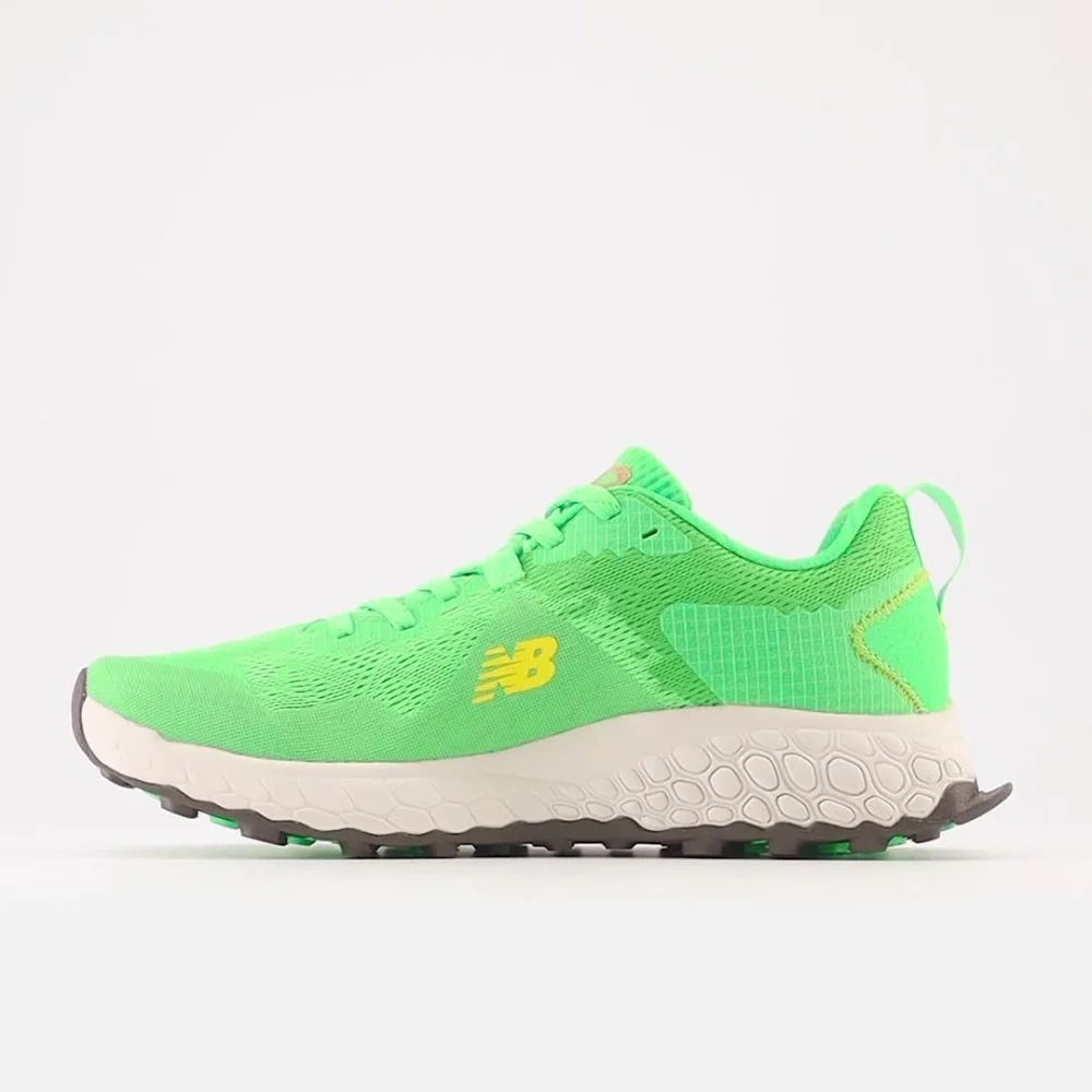 New Balance Fresh Foam X Hierro v7 MTHIER7Z / grün