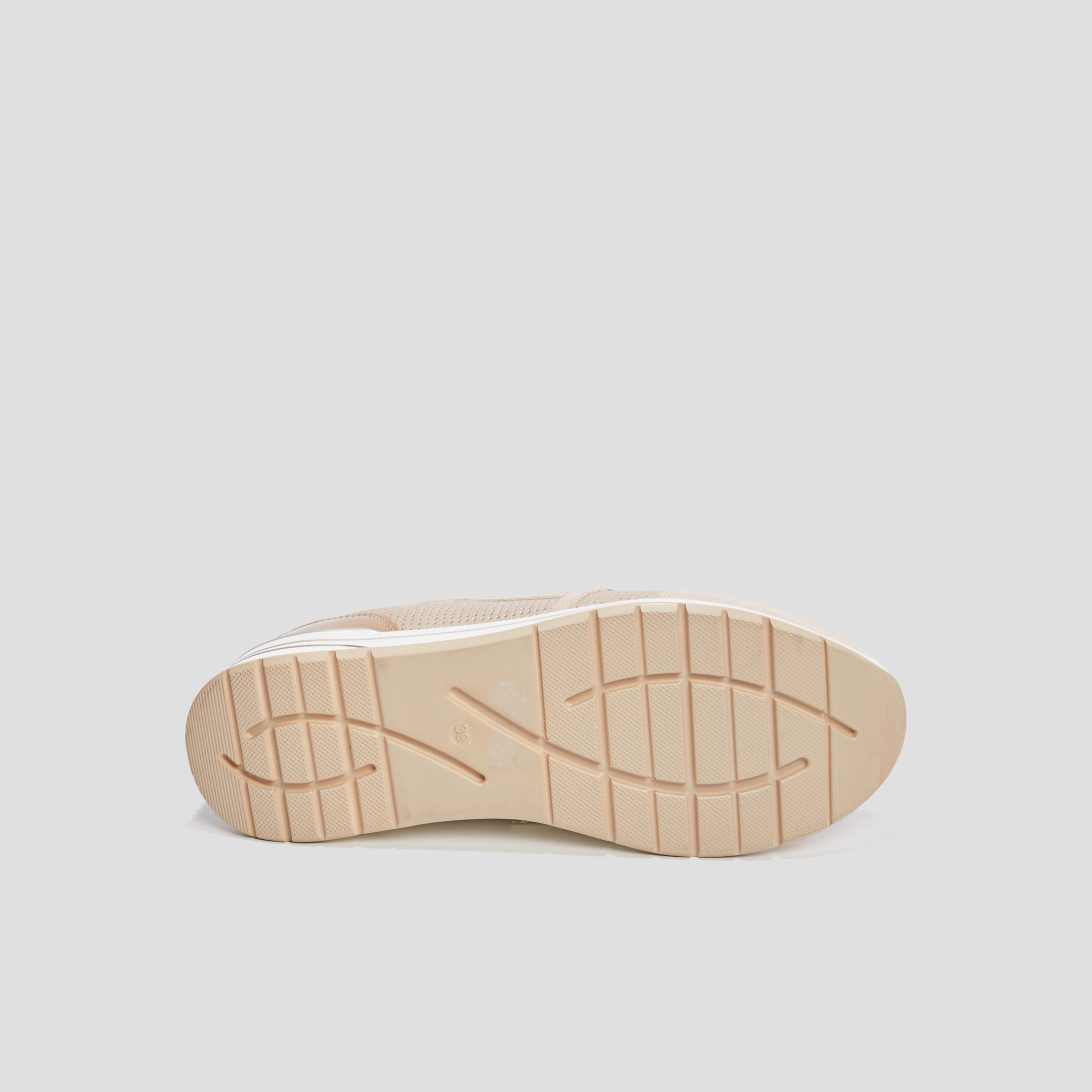 Loafers emboîtants en cuir pied large gris argent femme | La Halle