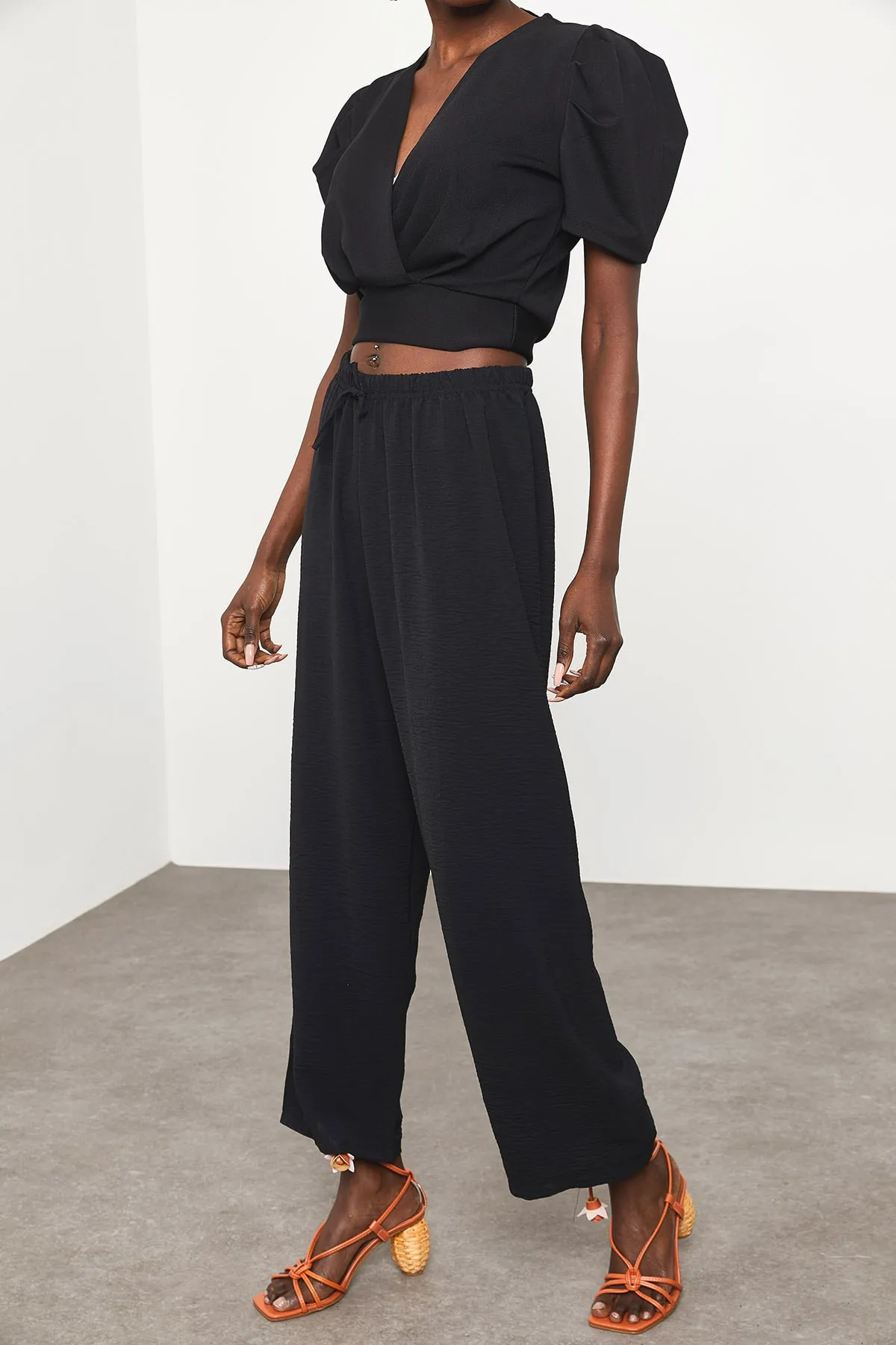 XHAN  Schwarze lässige Leinenhose für Damen 1KZK5-11605-02