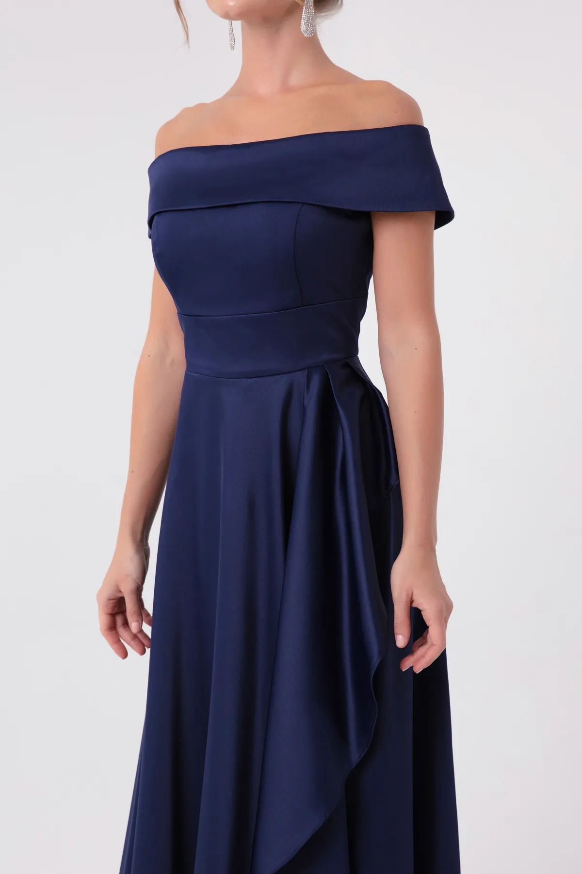 Lafaba  Marineblaues Satin-Abendkleid und Abschlusskleid mit U-Boot-Ausschnitt für Damen