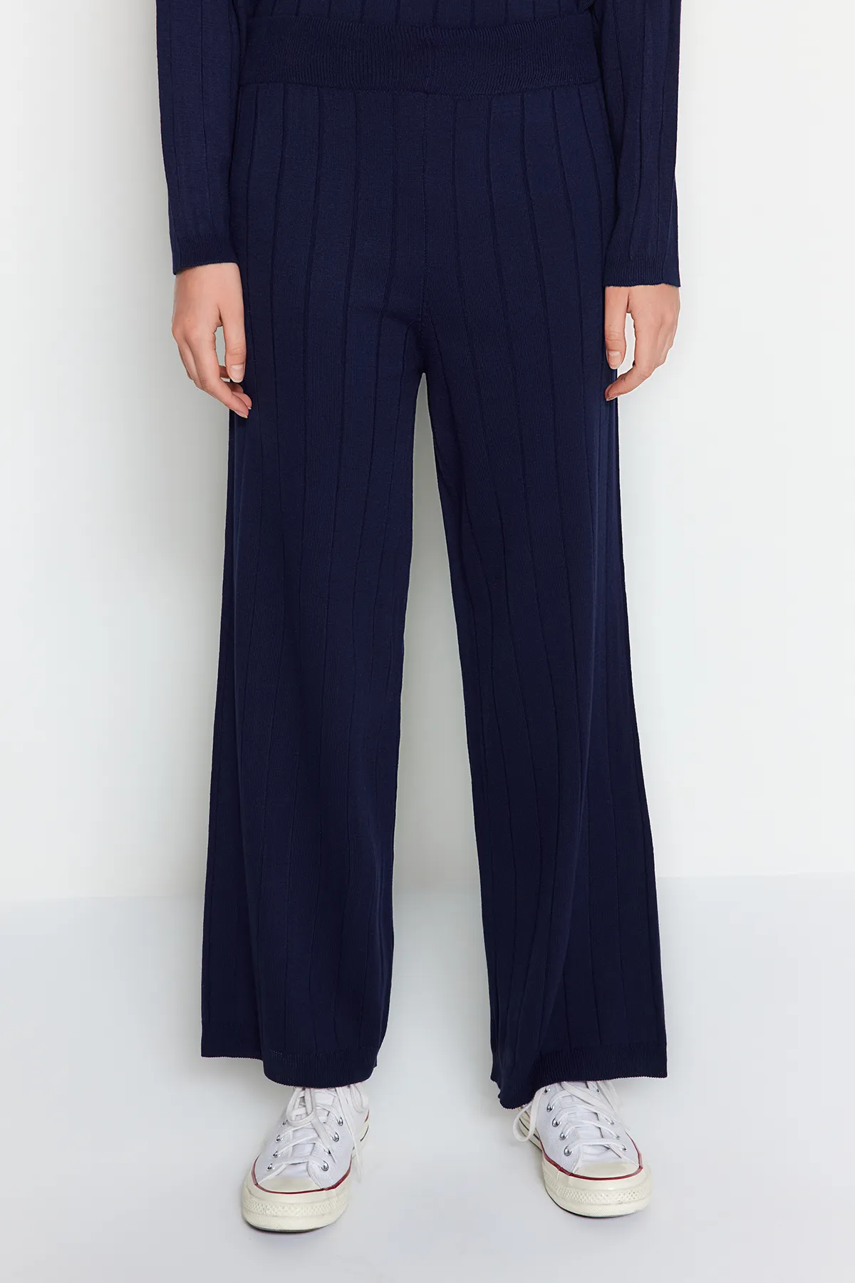 Trendyol Collection  Marineblaues Oversize-Strickoberteil und -unterteil-Set TWOAW24AU00092