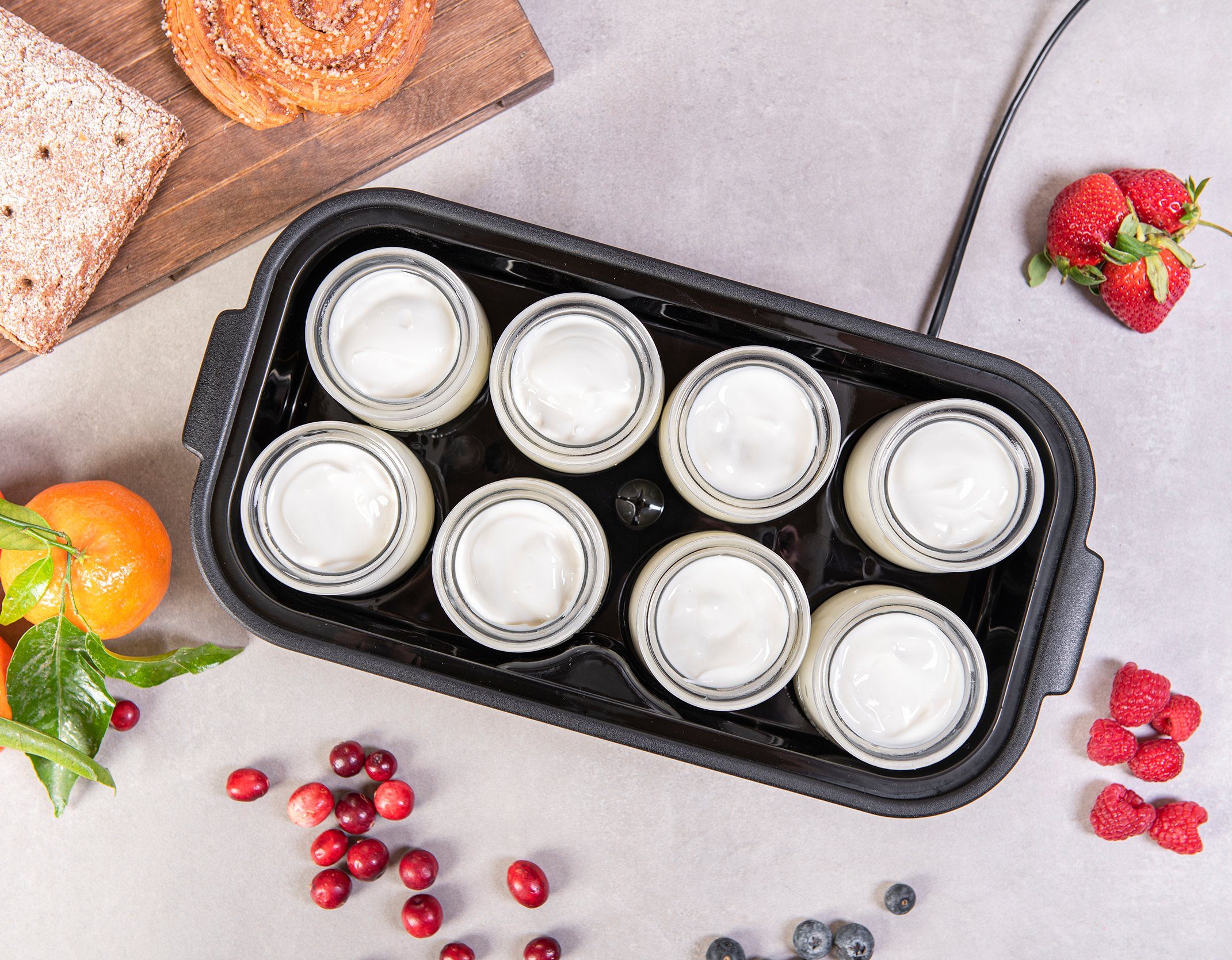 TZS FIRST AUSTRIA Joghurtbereiter Elektischer Joghurtbereiter, Joghurt Maker, 30 W, 8 Gläser, 190 ml, LCD-Display, Temperatureinstellung, Timer- und Auto-Stop-Funktion