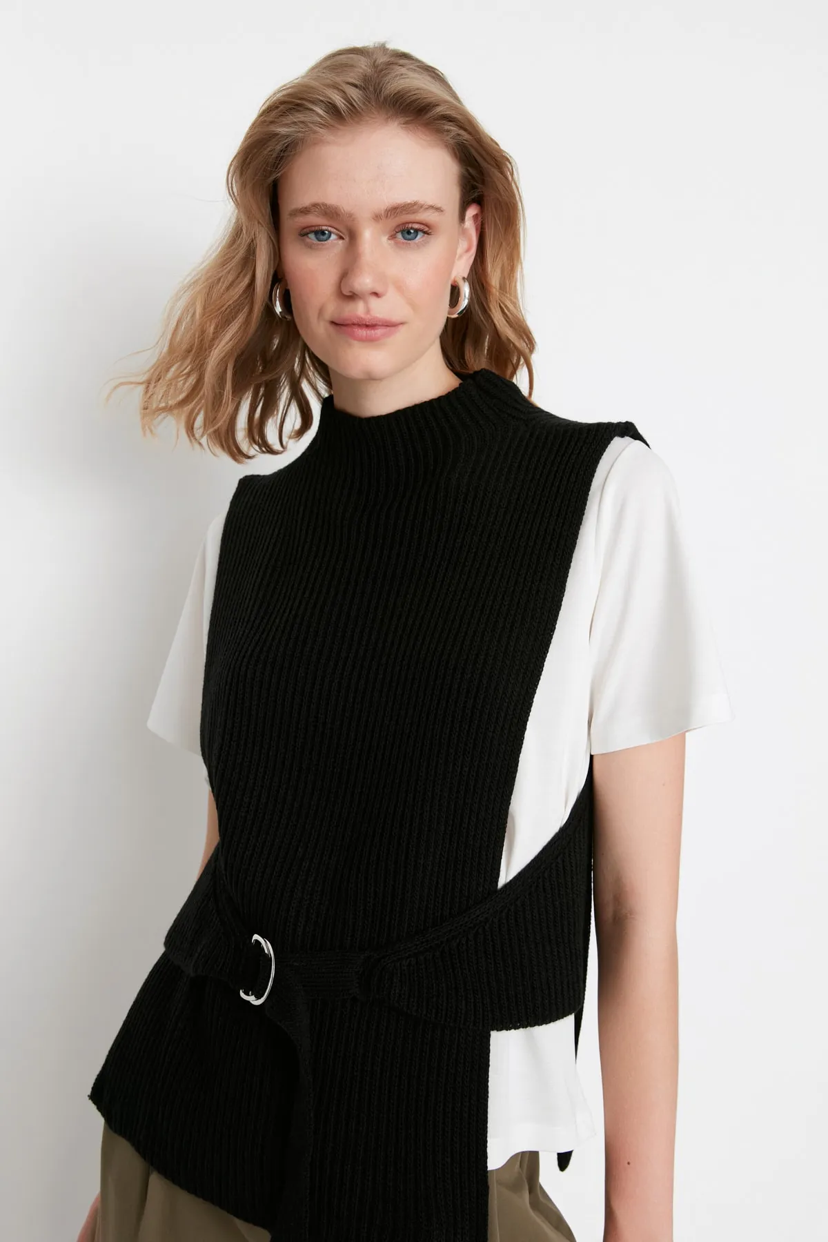 Trendyol Collection  Strickweste - Schwarz - Regular Fit