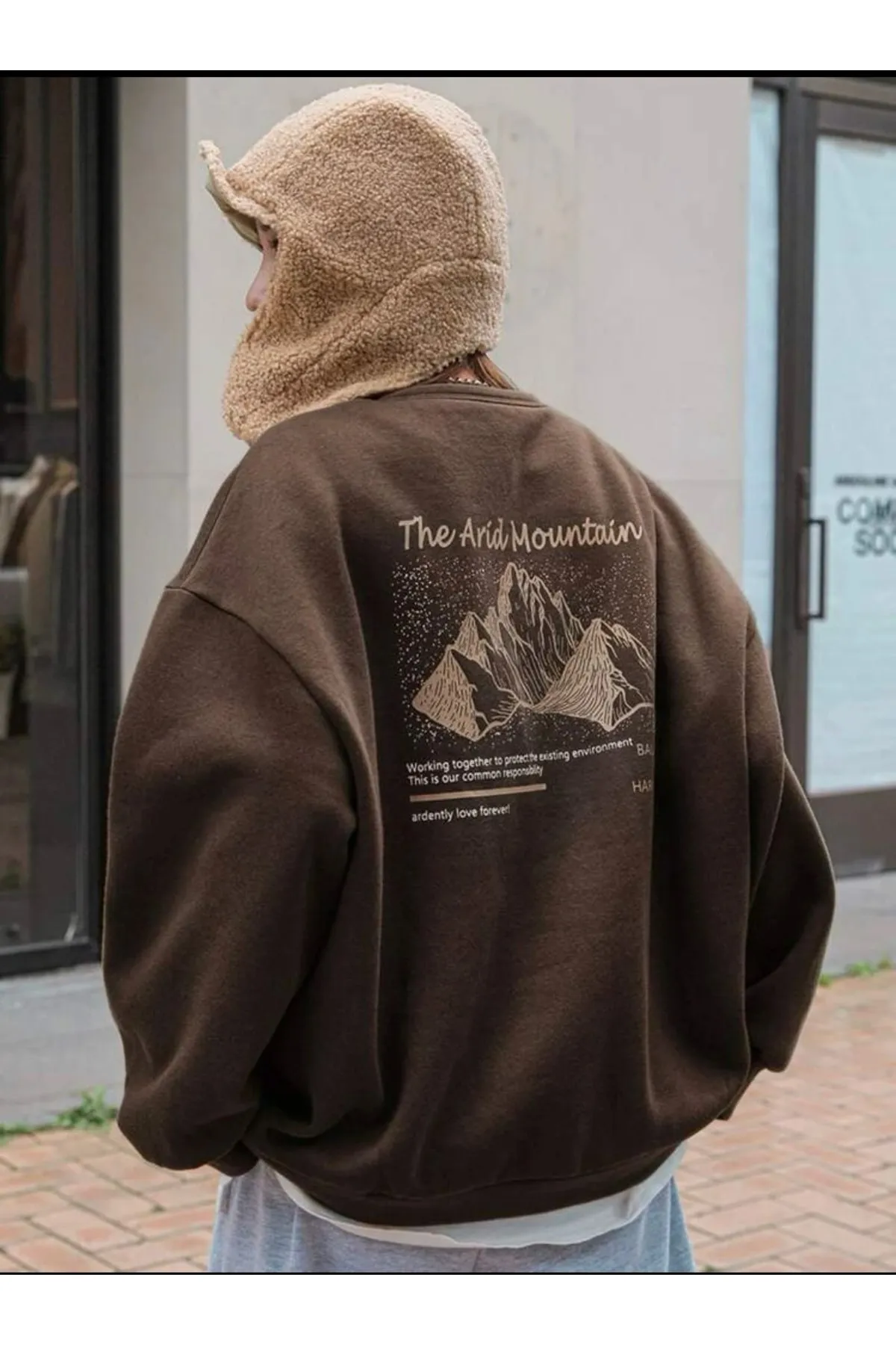 MOONBULL  Sweatshirt - Braun - Oversized
