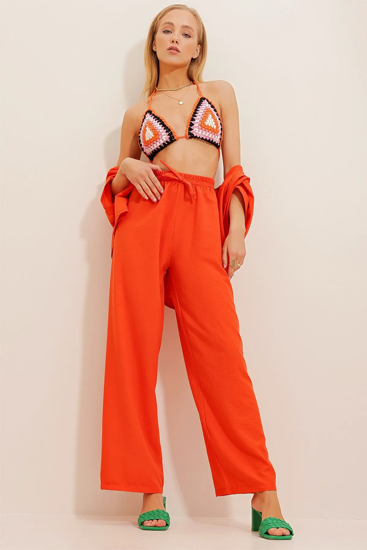 Trend Alaçatı Stili  Orangefarbene, locker geschnittene Aerobin-Hose mit elastischem Bund für Damen ALC-X6625