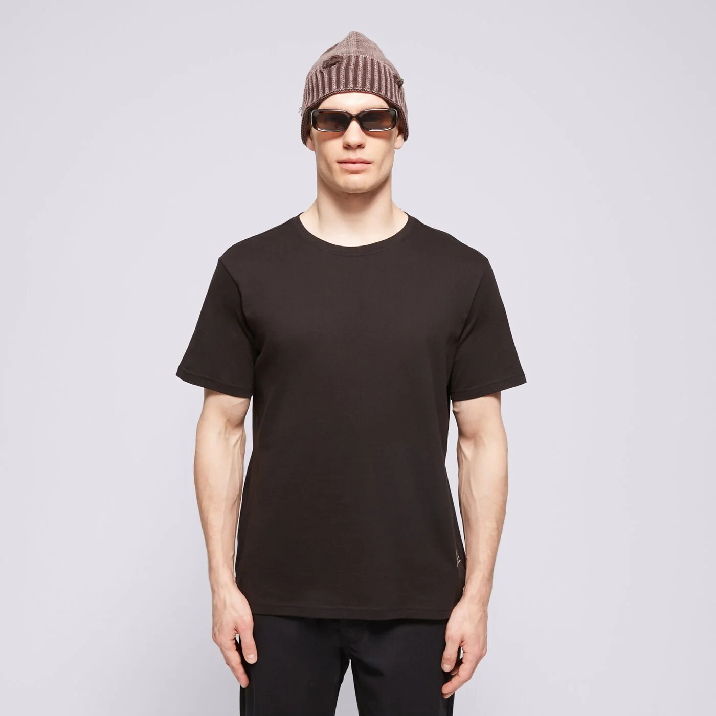 CONFRONT T-SHIRT CONFRONT Schwarz