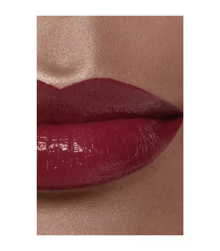 ROUGE COCO BLOOM Le rouge à levrès hydratant et repulpant longue tenue, couleur et brillance intenses