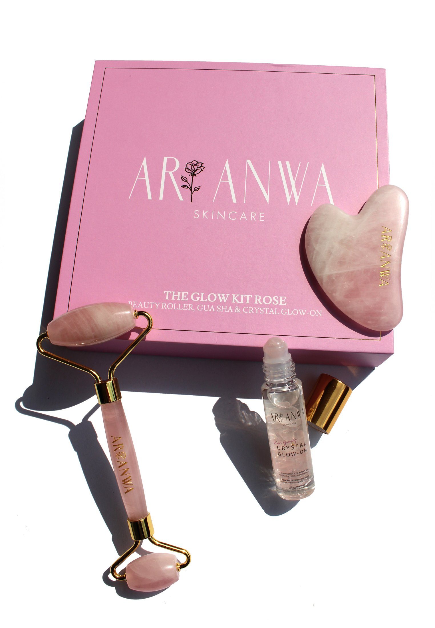 ARI ANWA Skincare Gesichtspflege-Set The Glow Kit Rose, Rosenquarz Roller + Gua Sha + Roll On Rosenwasser