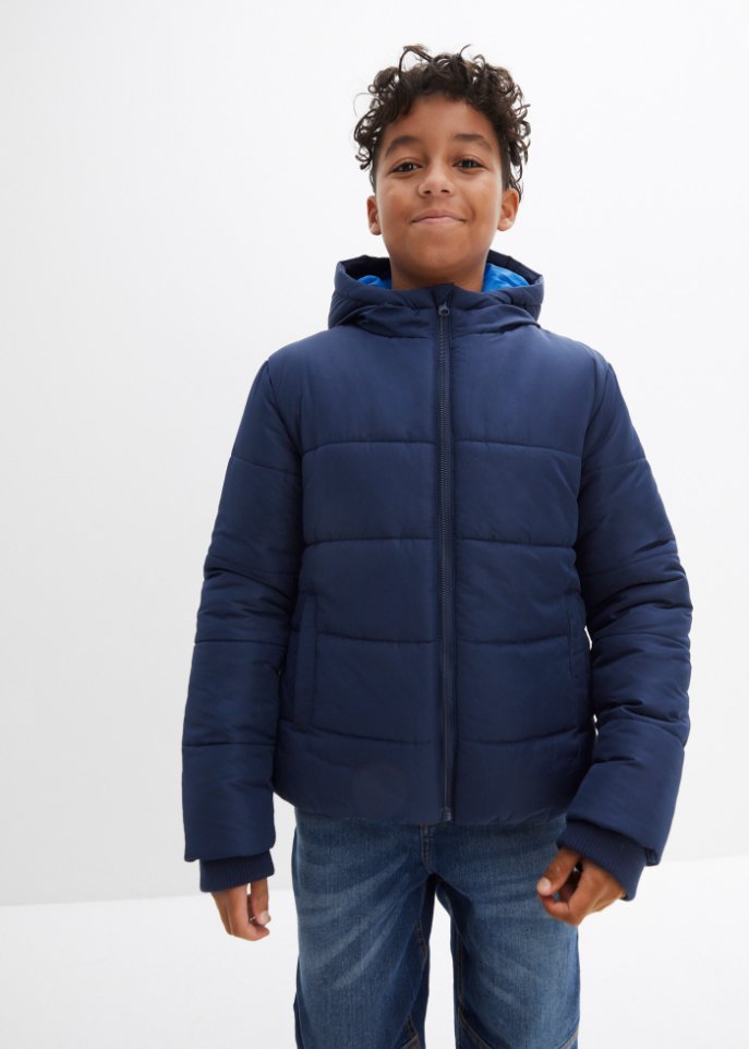 Jungen Winterjacke mit sportlichen Tapes
