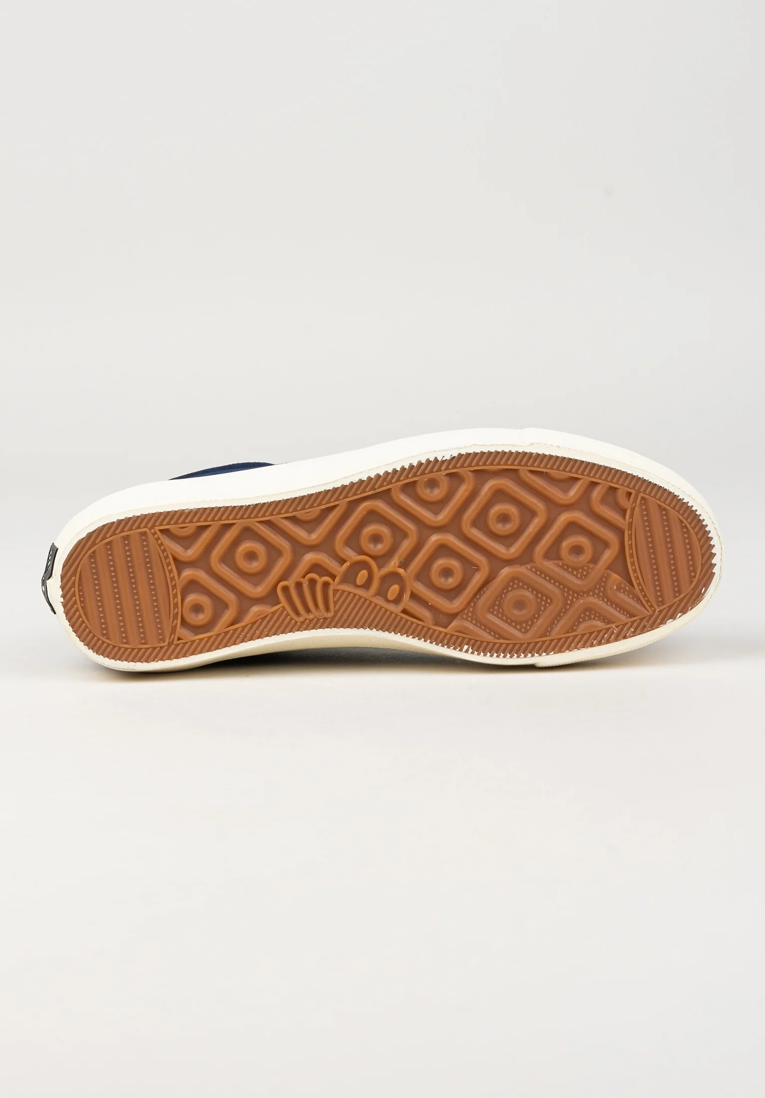 VM003 Suede Low