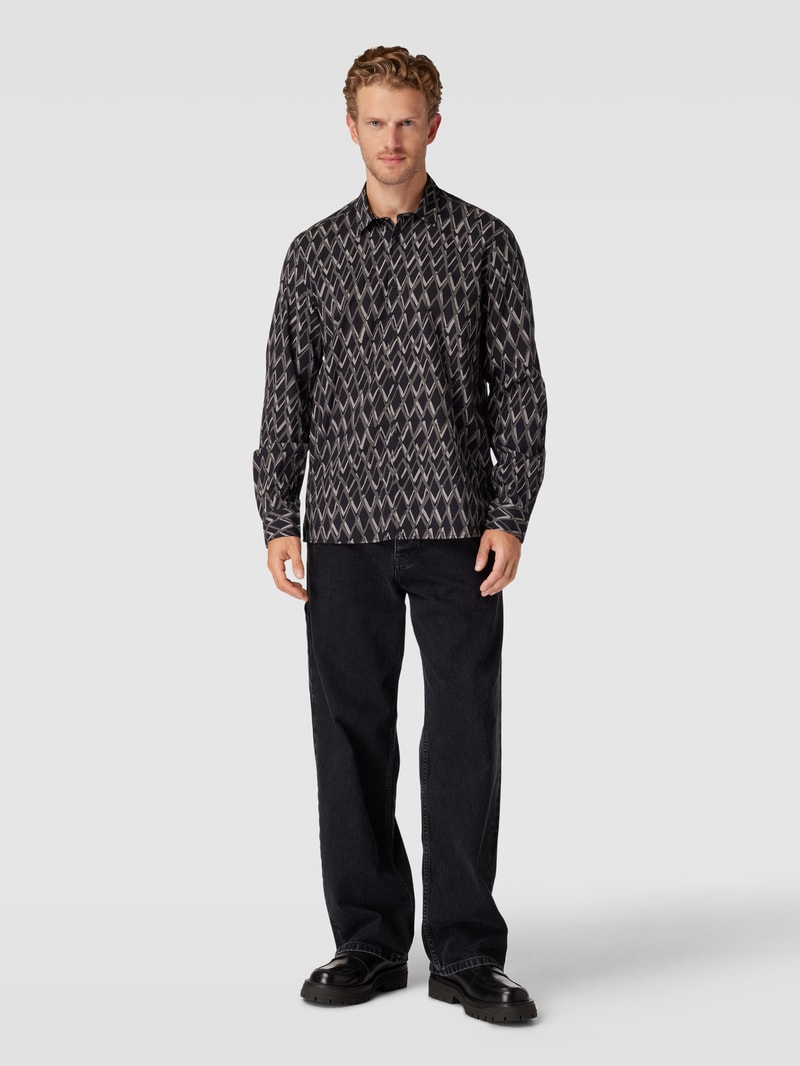 Straight Fit Freizeithemd mit Zickzack-Muster in schwarz