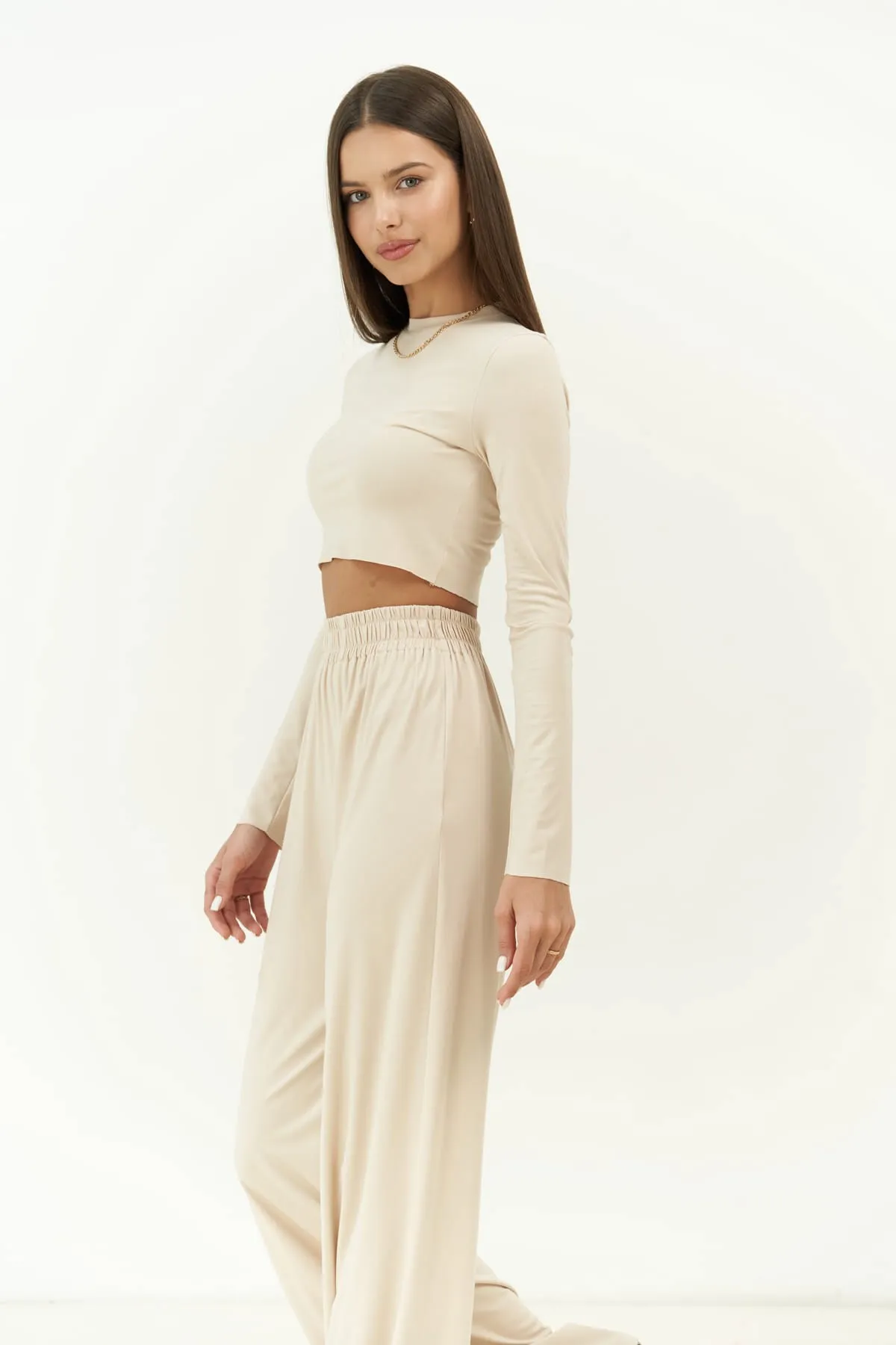 MAİ COLLECTİON  Jany – Langärmliges, beiges Crop-Hosen-Set