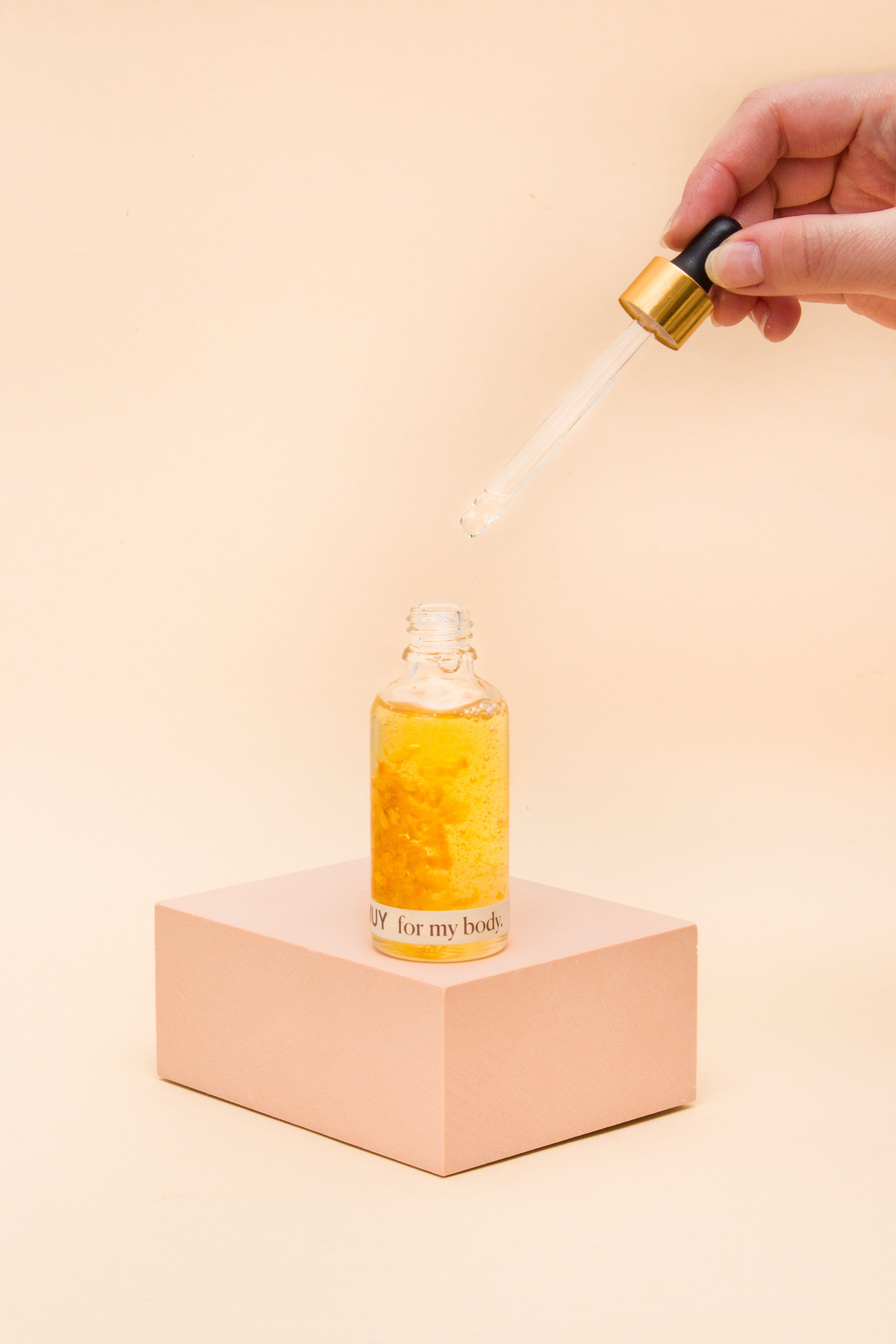Craftly Pflege-Geschenkbox MUY Beauty Körperöl Infusion Set I Körper-, Haarpflege- & Badeöl