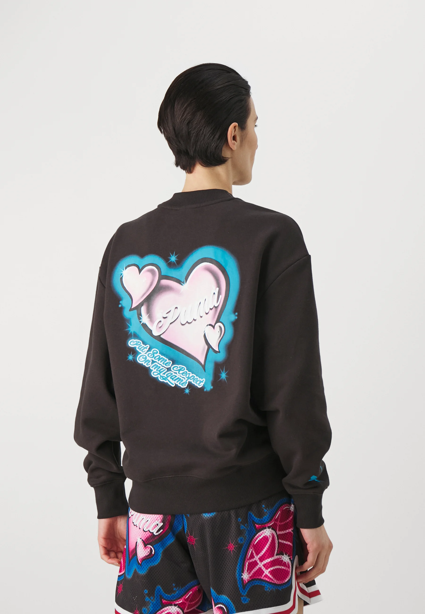 Sudadera Puma WHOLE FIGHT LOVE CREW - Negra