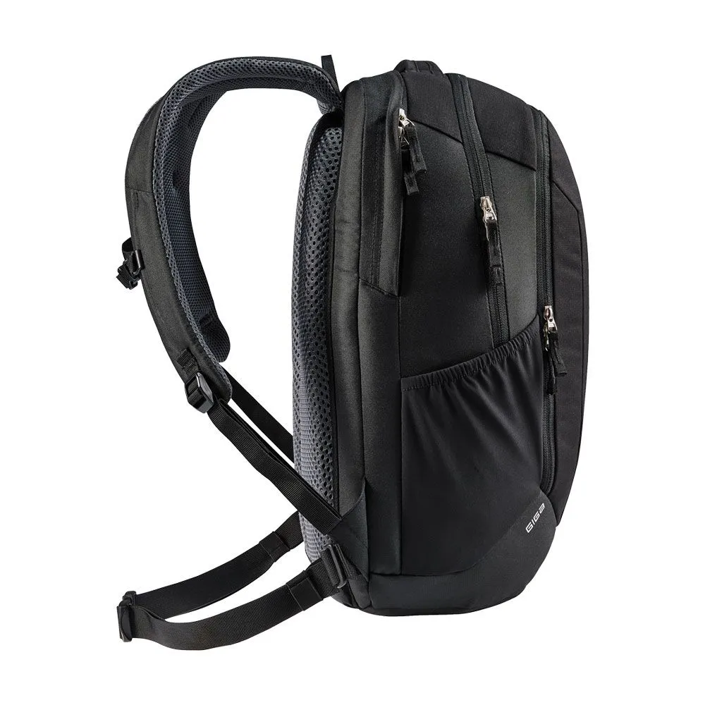 Deuter Daypack Giga - black