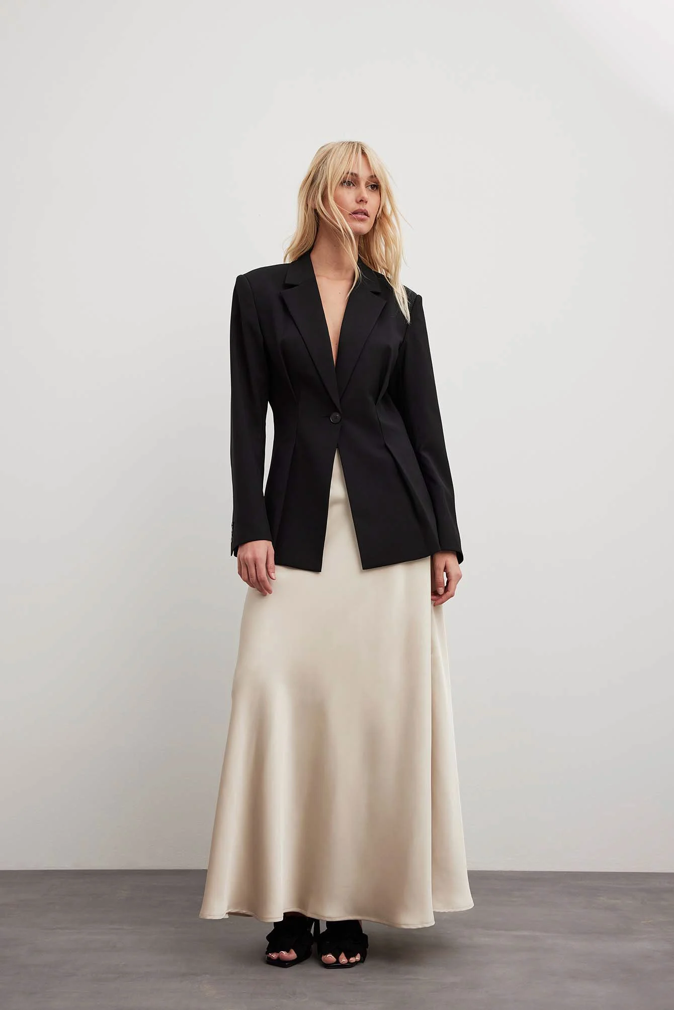 Maxirock aus Satin mit mittelhoher Taille