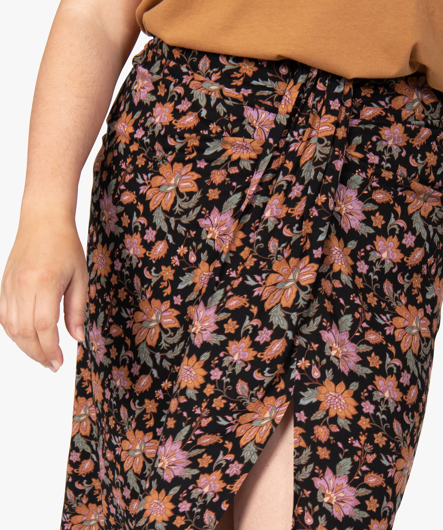 Jupe femme grande taille à motifs fleuris fendue sur l’avant | GEMO