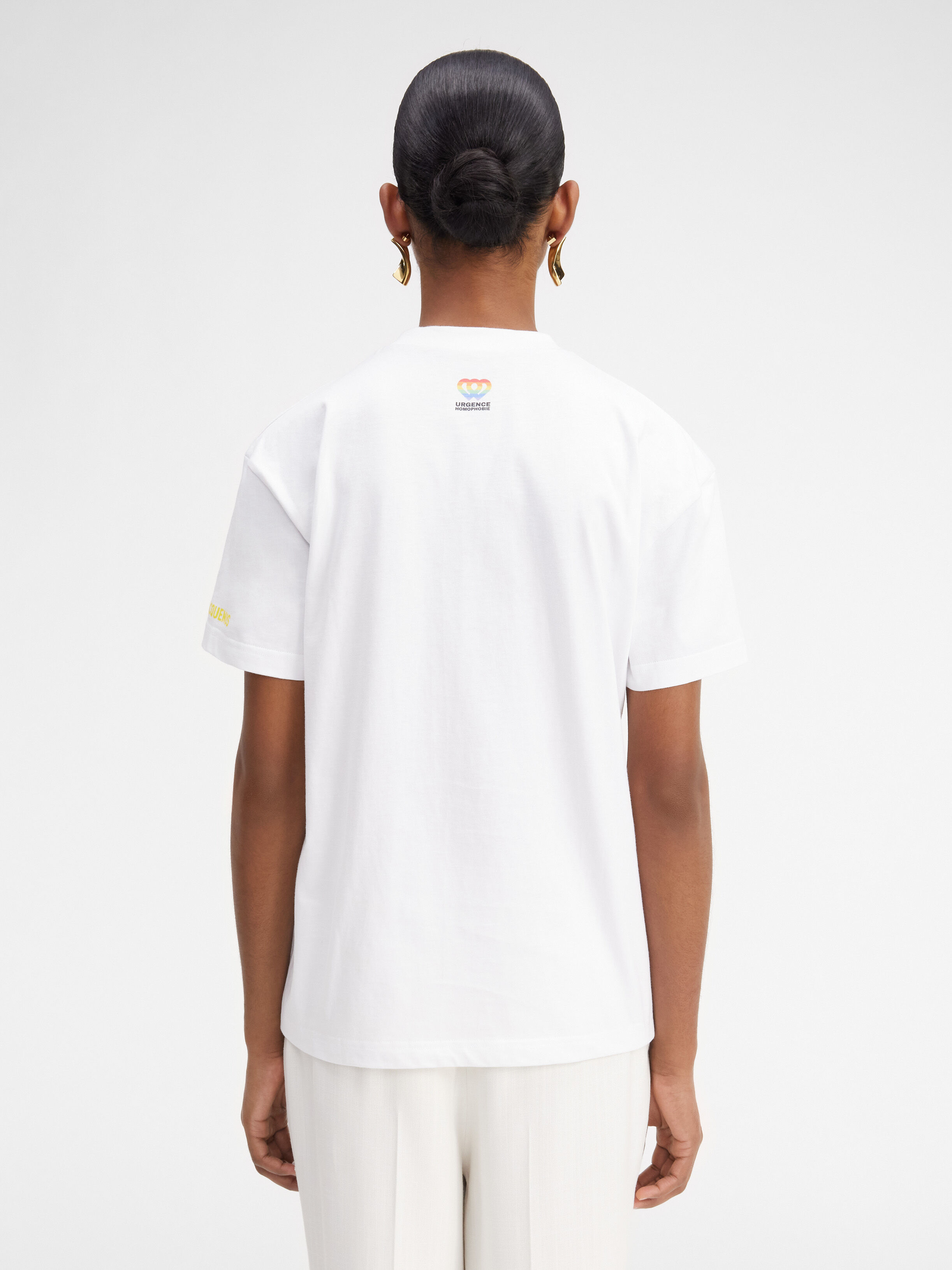 Le t-shirt Jacquemus x Pepo Moreno