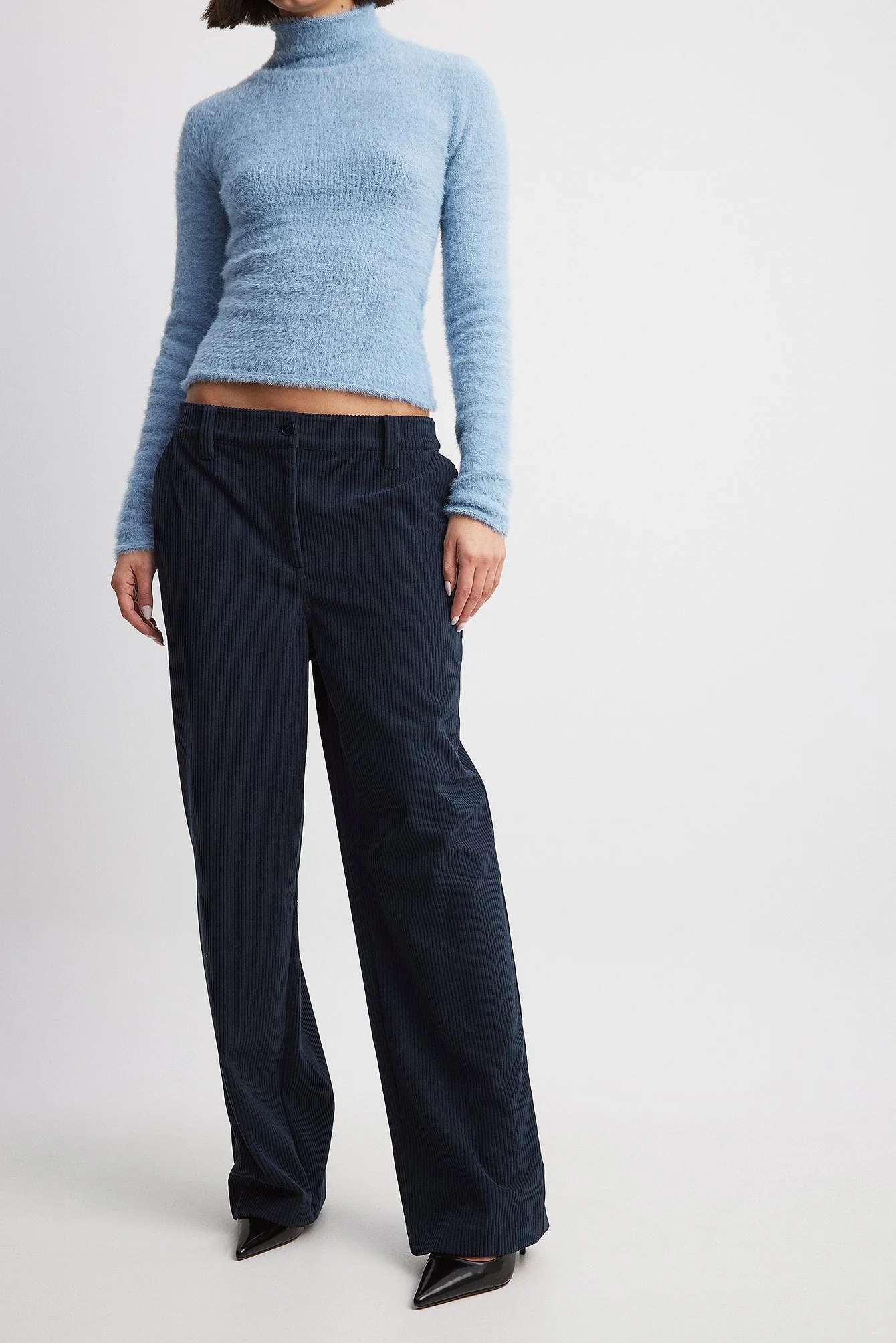 Cordhose mit mittelhoher Taille