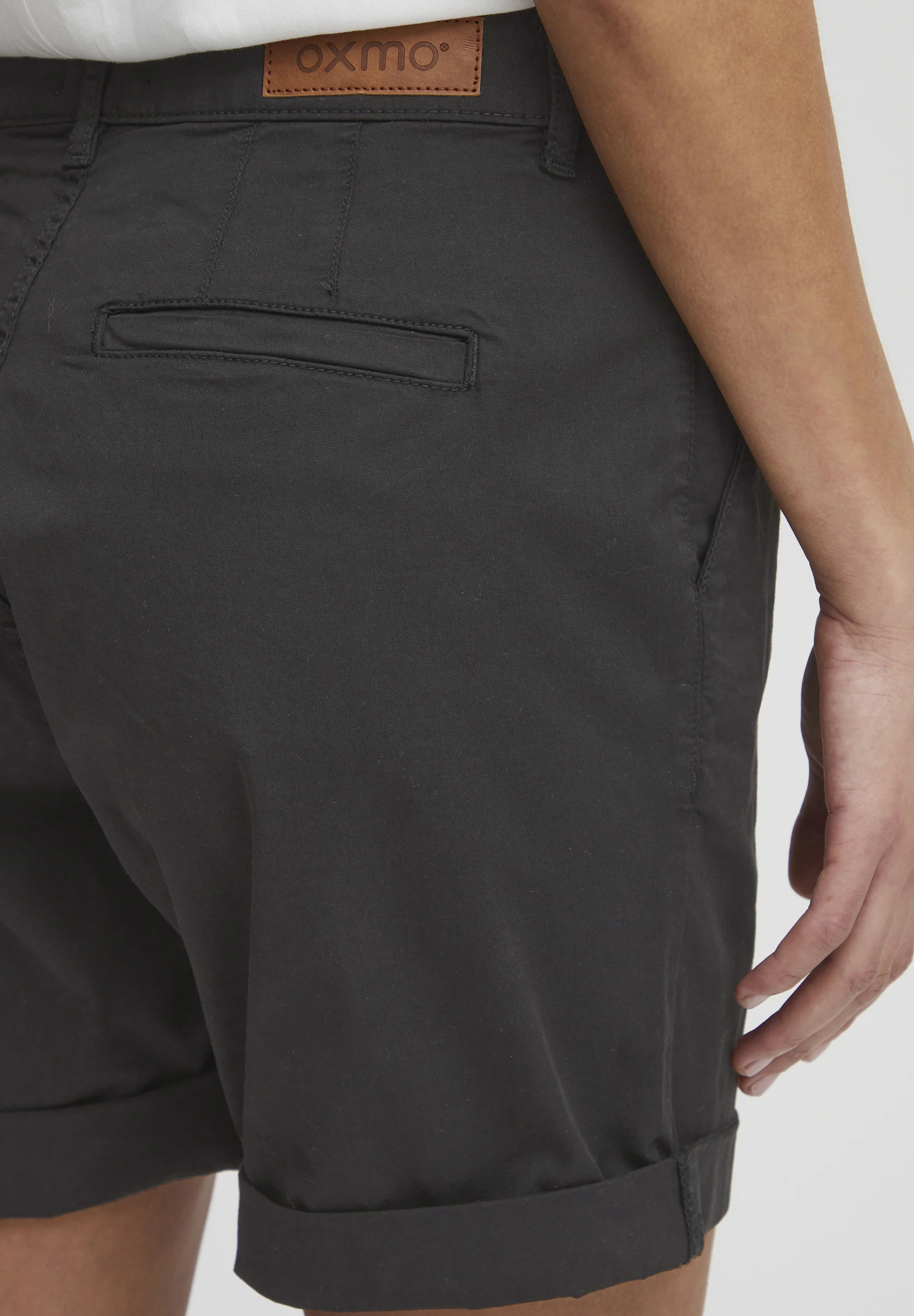Oxmo CHARLINE - Pantalones cortos