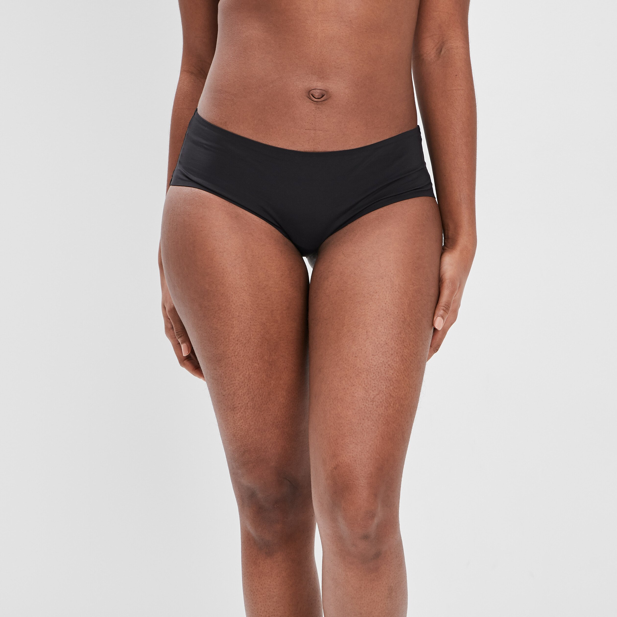 Shorty microfibre noir femme | La Halle