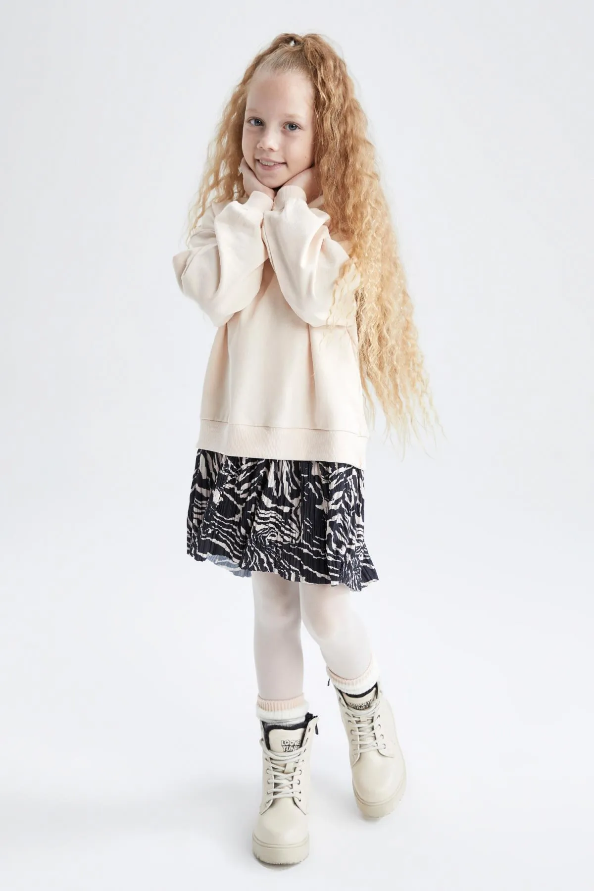 DeFacto  Mädchen-Sweatkleid mit Rundhalsausschnitt Z1235a622wn