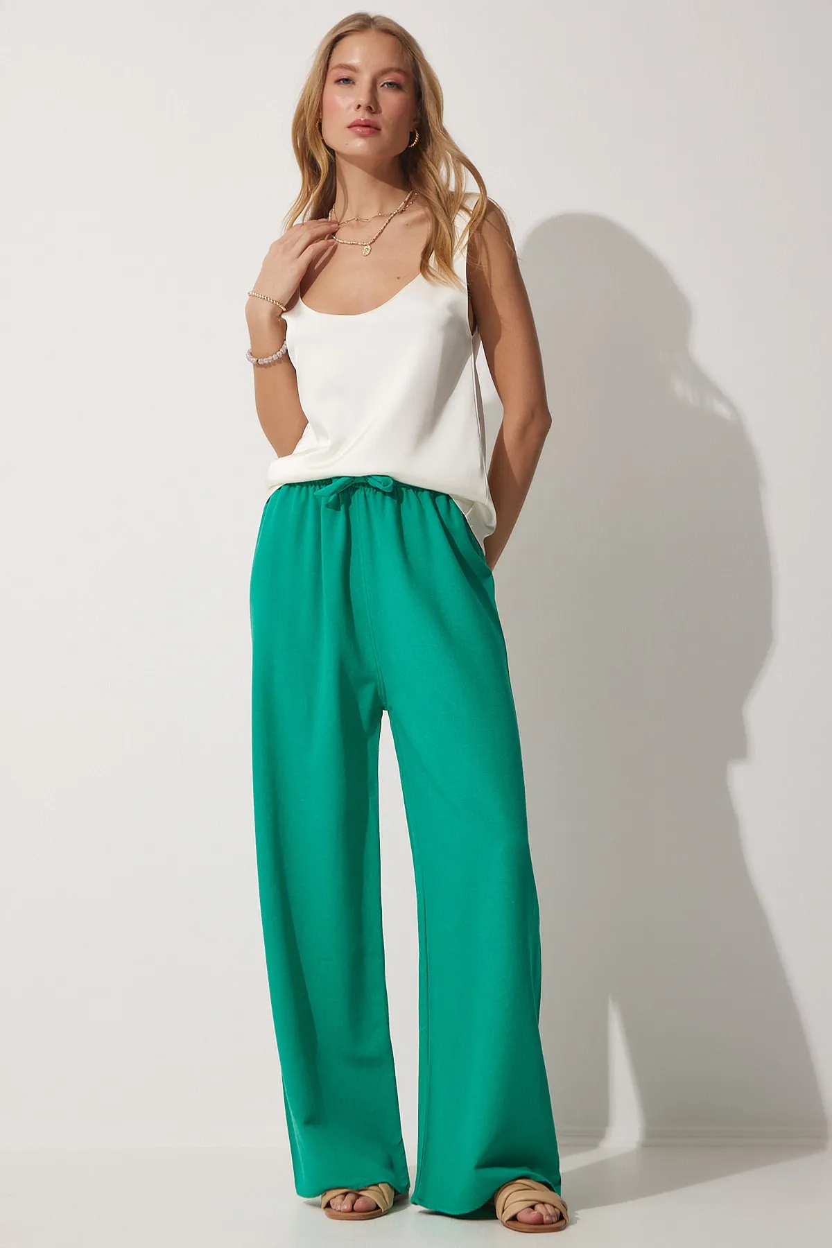 Happiness İstanbul  Lockere Leinenhose