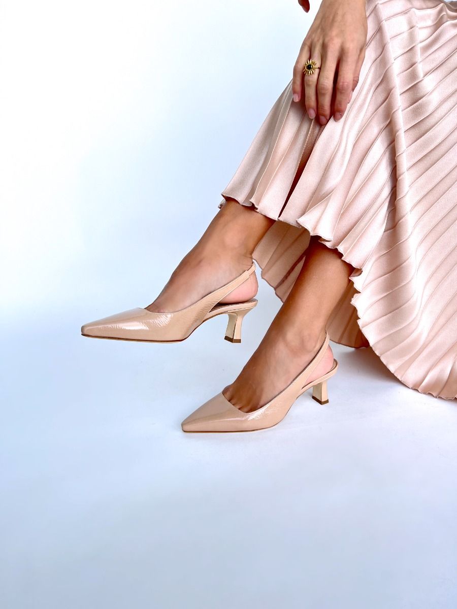 Julie Dee  EN 820 - Beige