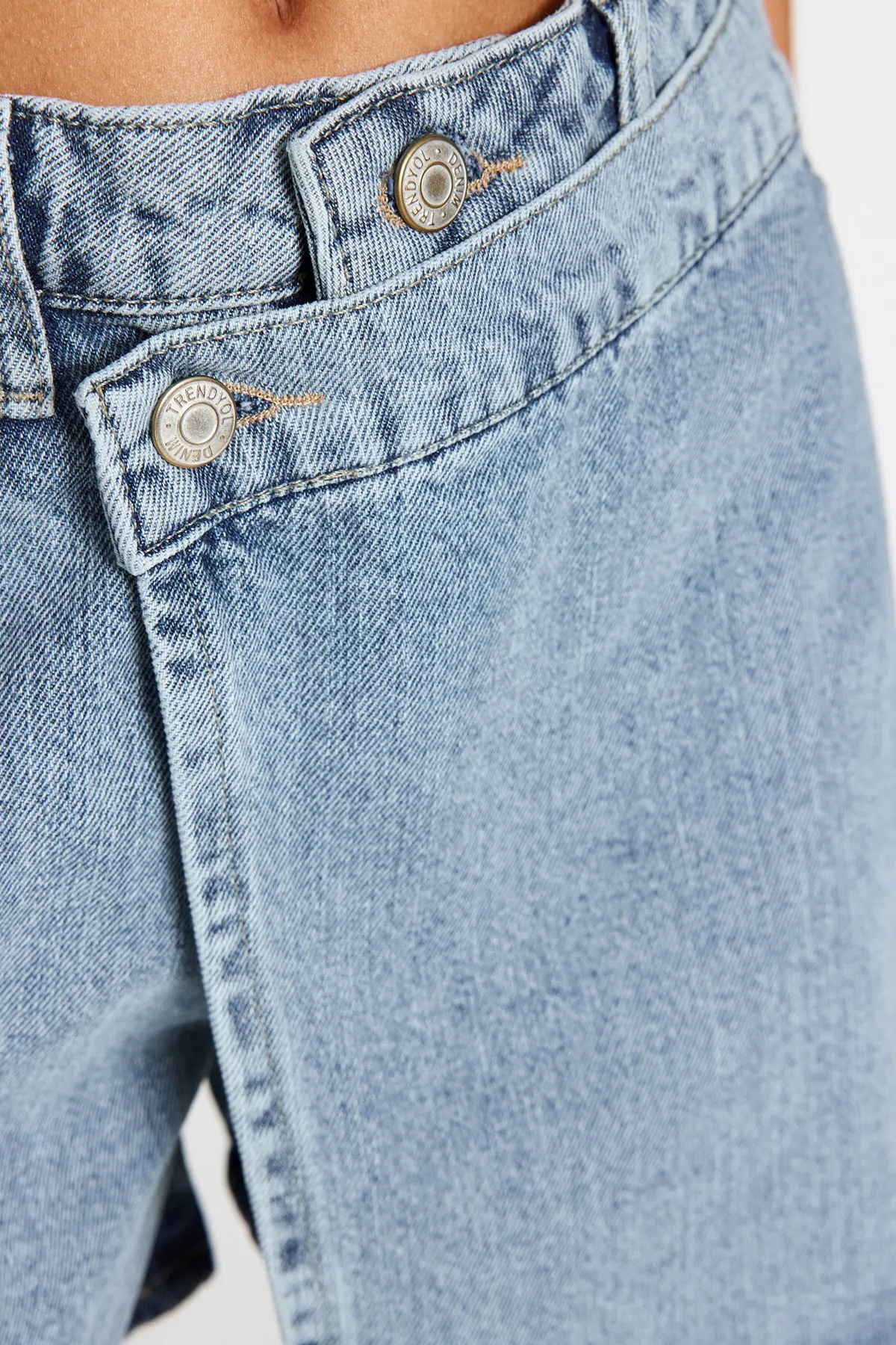Trendyol Collection  Shorts - Blau - Hoher Bund