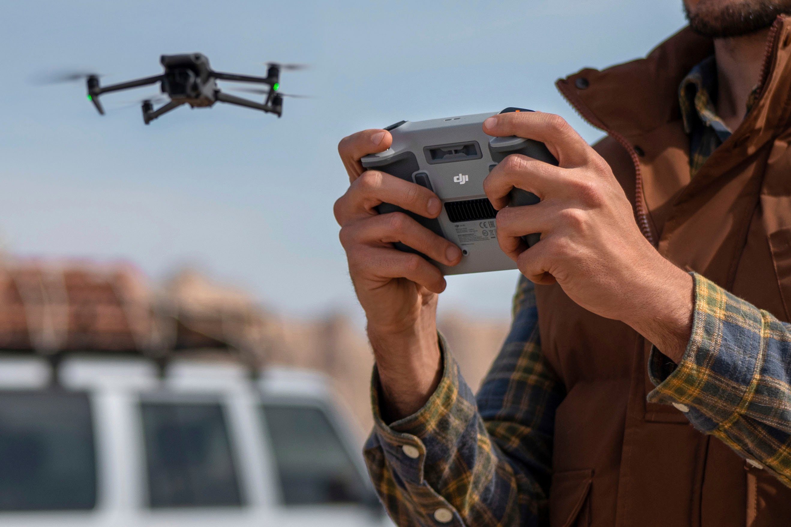 DJI Mavic 3 Pro Fly More Combo (DJI RC PRO) Drohne (5,1K)