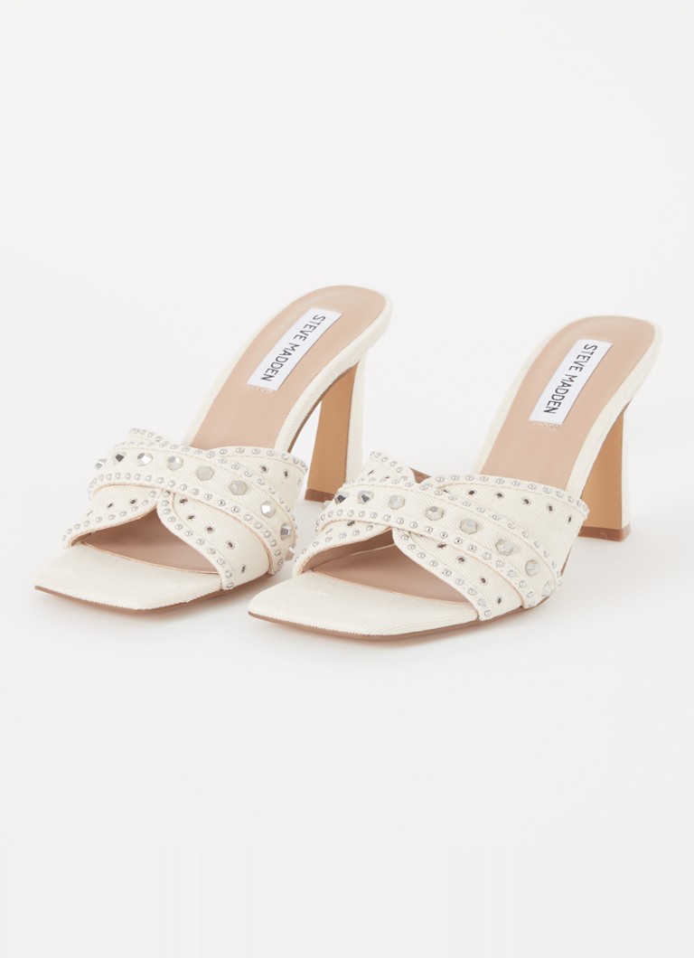 Sandale Steve Madden Kaprese din denim, împodobite cu strasuri.