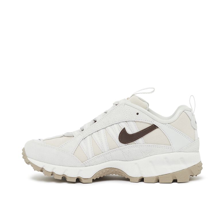 NIKE Wmns Air Humara SE 