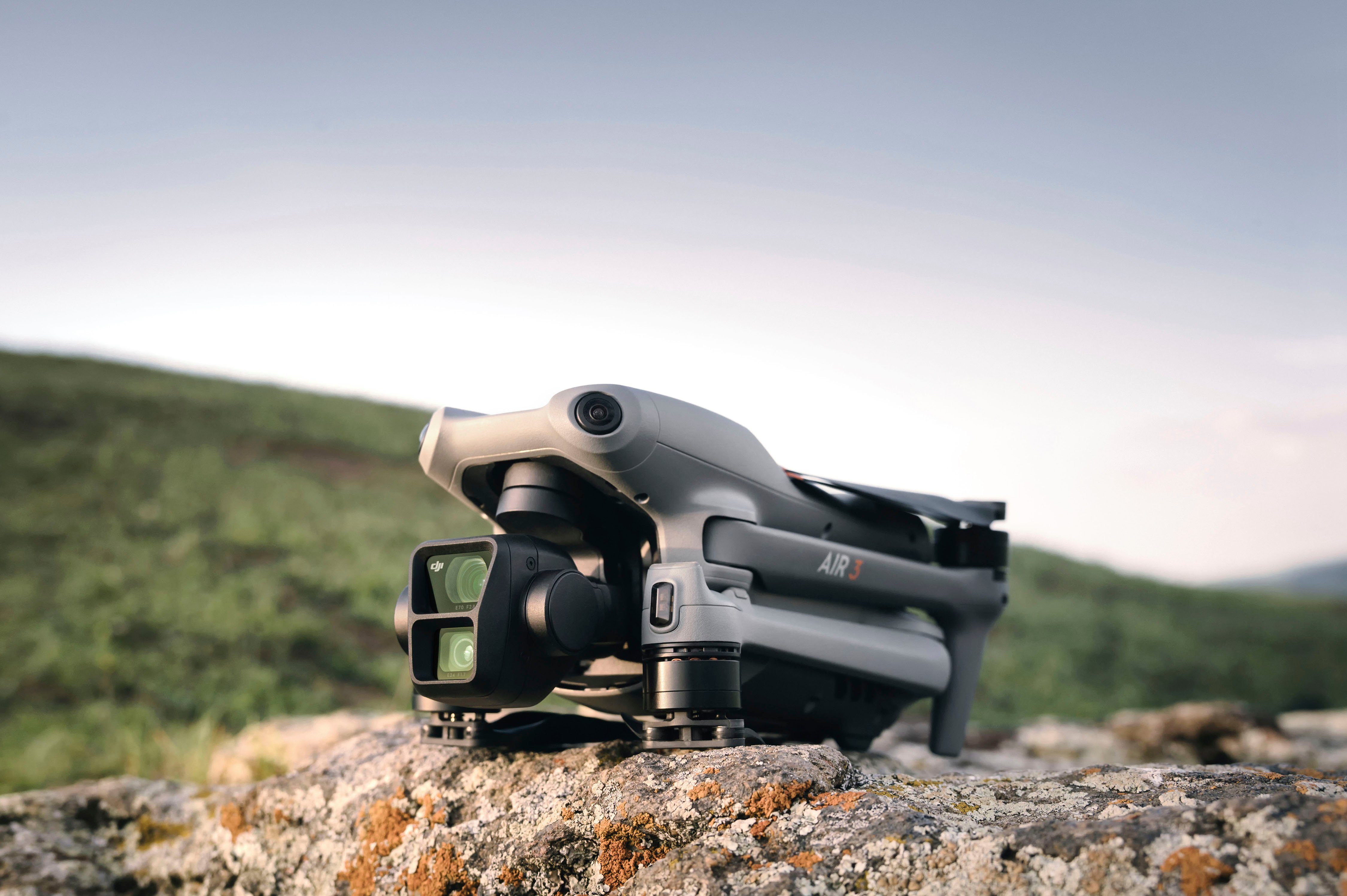 DJI Air 3 Fly More Combo (DJI RC 2) Drohne (4K Ultra HD)