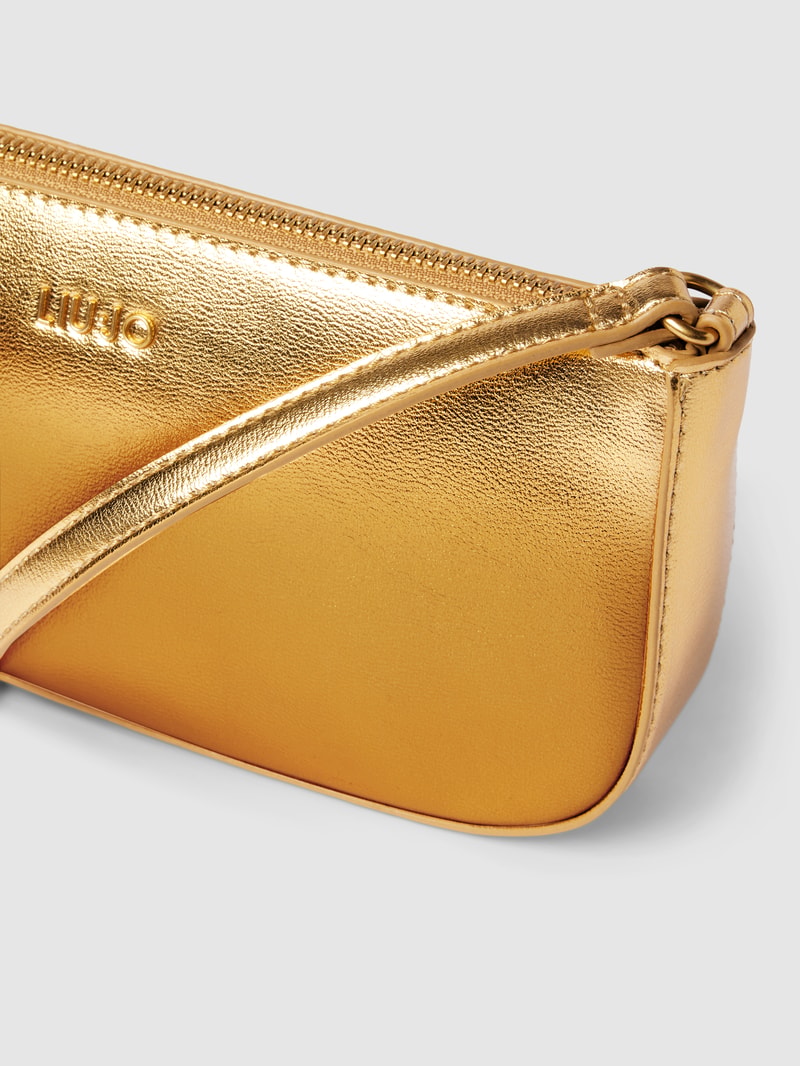 Saddle Bag mit Label-Detail in gold