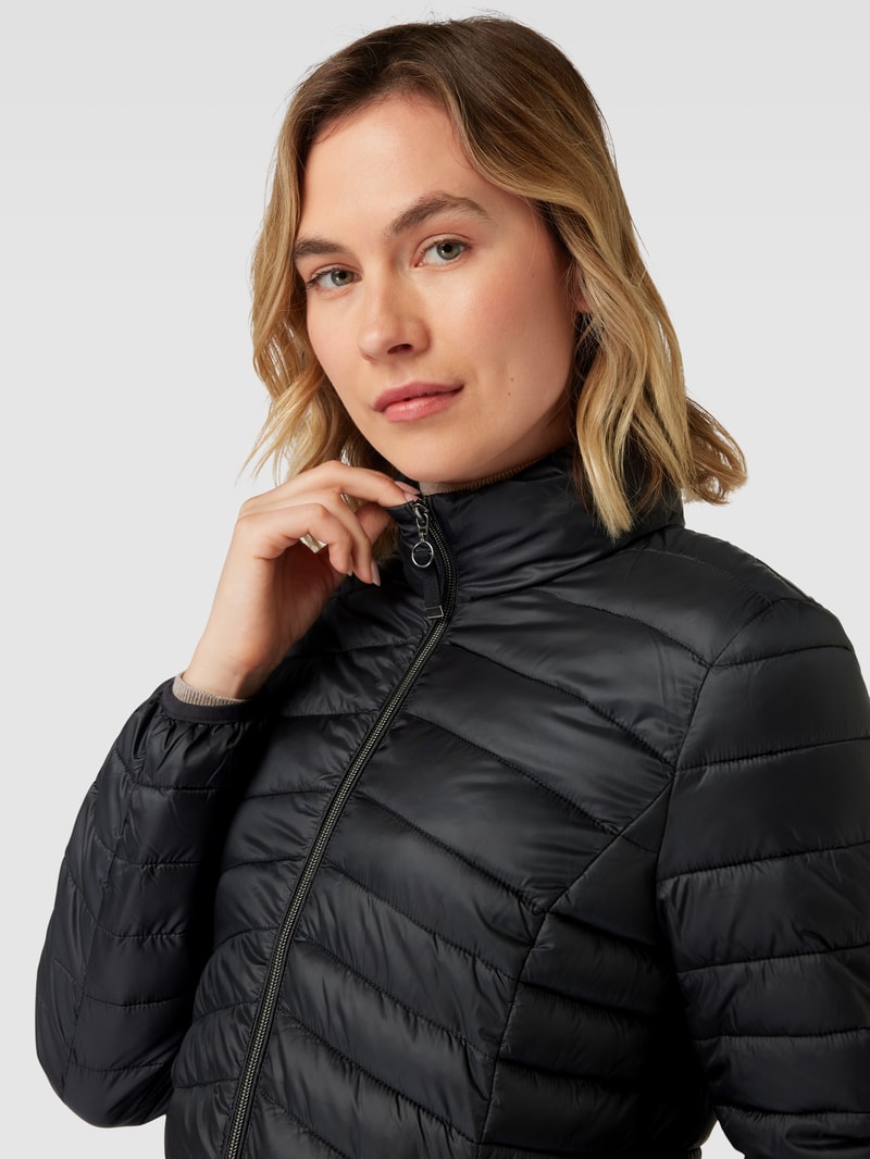 Steppjacke mit Stehkragen in schwarz