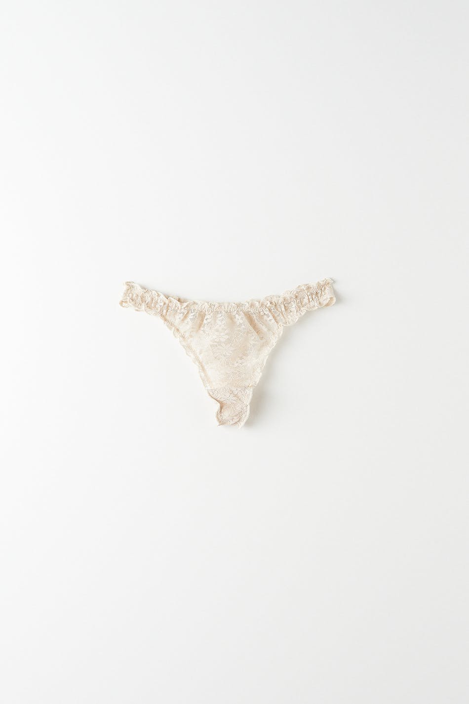 Eva lace string