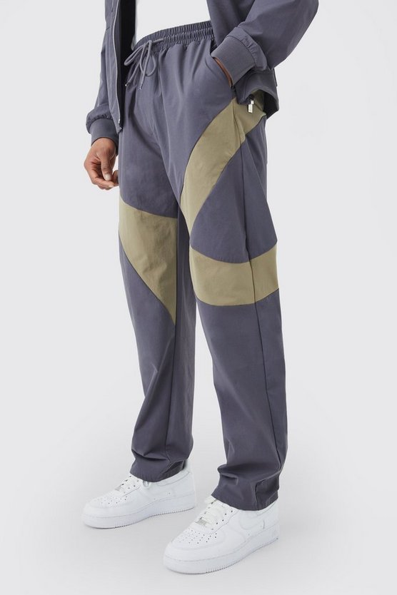 Gerade Hose mit elastischem Bund