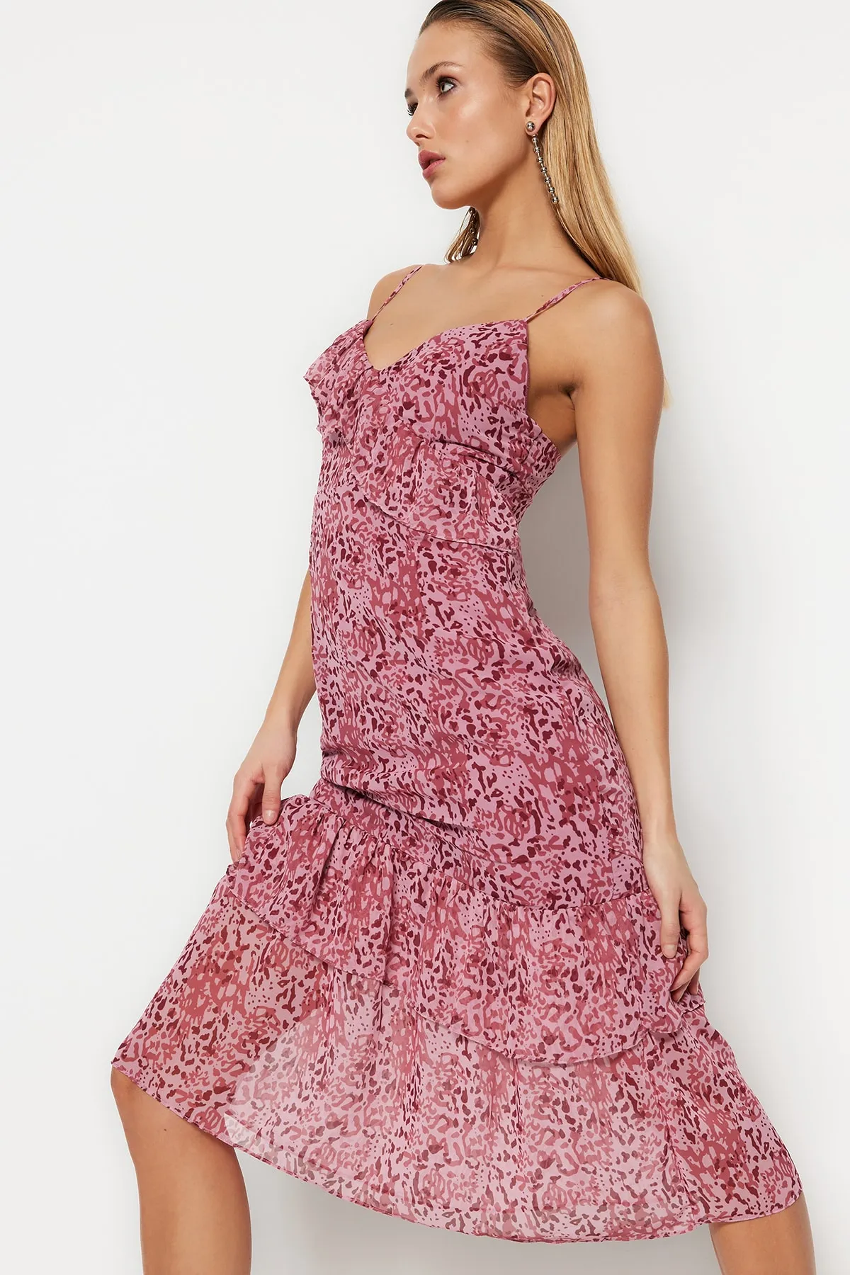 Trendyol Collection  Mehrfarbiges, zweireihiges, gefüttertes Chiffon-bedrucktes, elegantes Abendkleid TPRSS23EL00170
