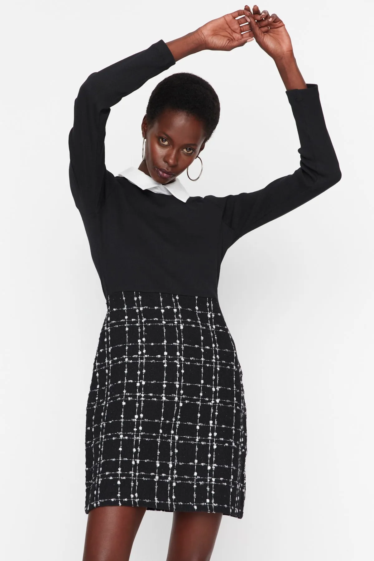Trendyol Collection  Schwarzes Tweed-Webkleid TWOAW21EL0454