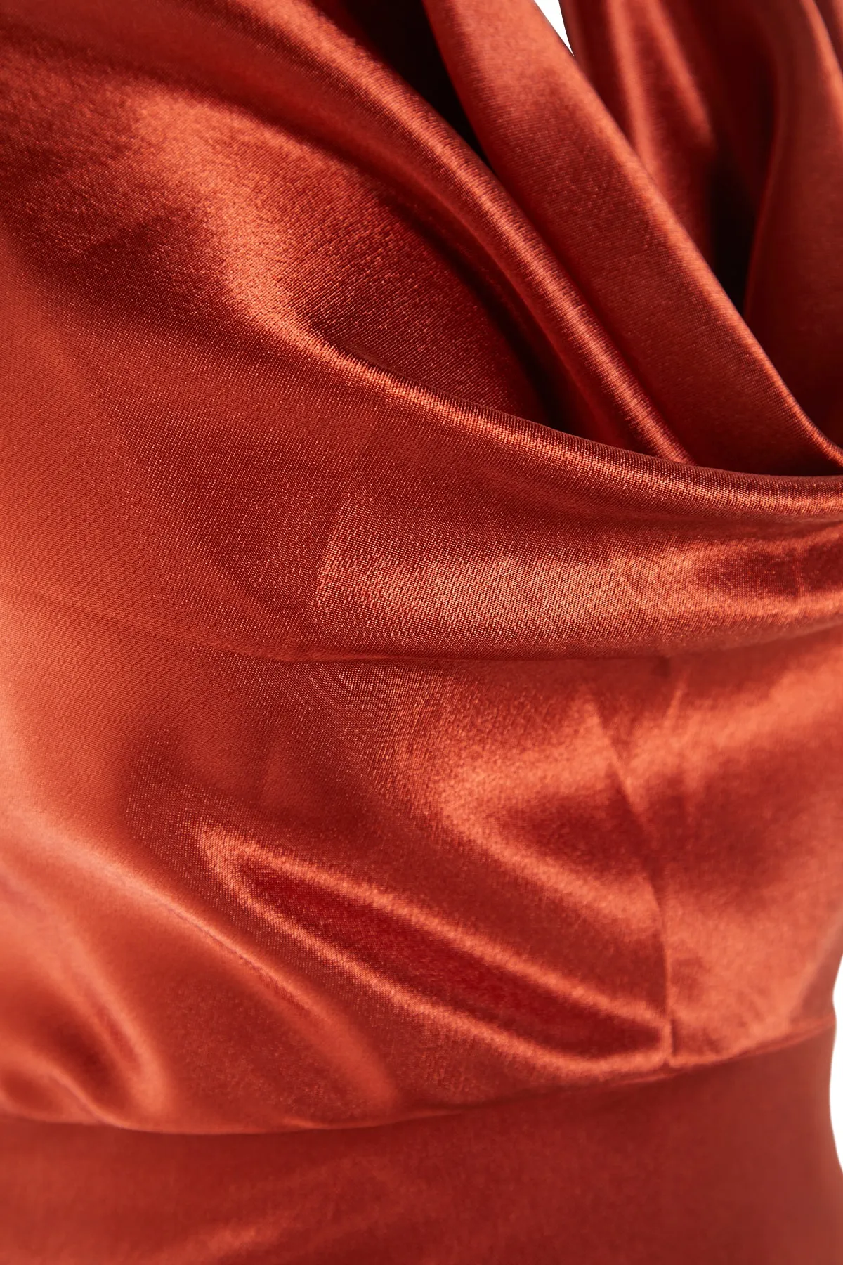 Trendyol Collection  Elegantes Abendkleid aus gewebtem Zimt-Satin TPRSS23EL00008