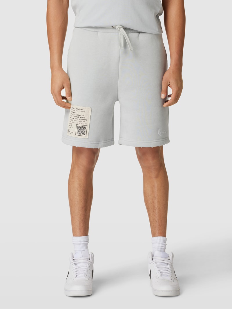 Sweatshorts mit Eingrifftaschen Modell 'destro' in hellblau