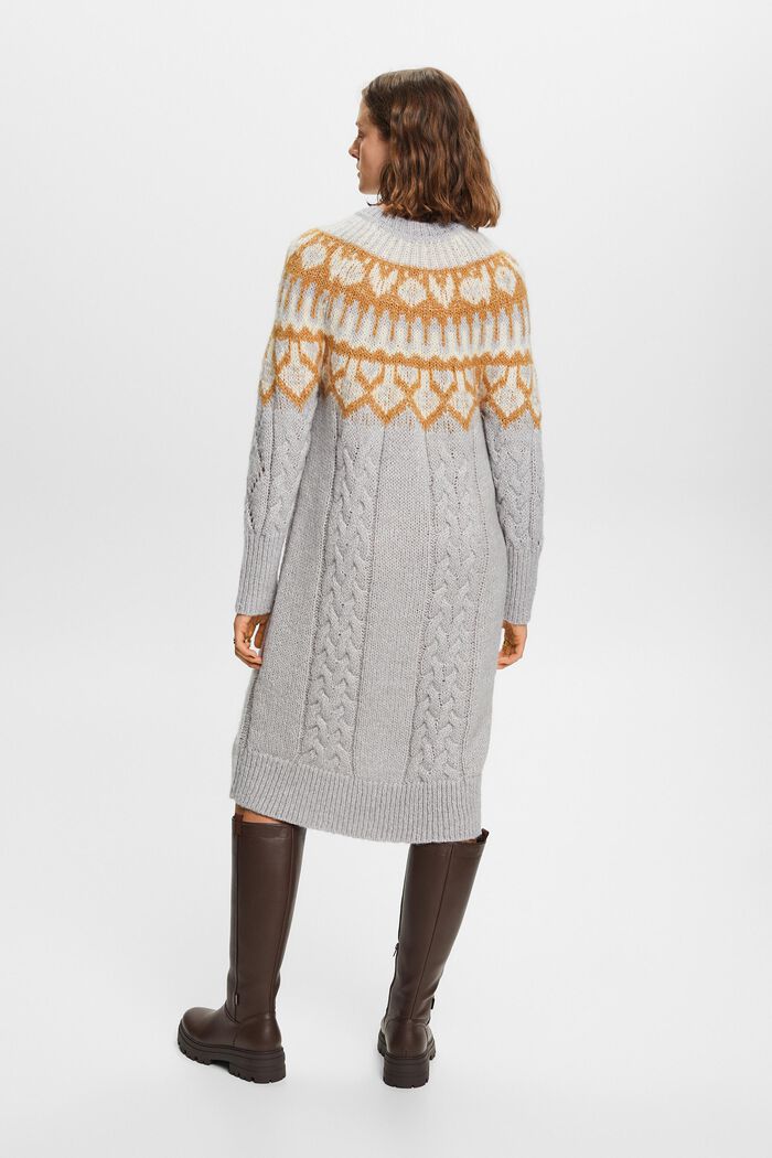 Jacquard-Pulloverkleid aus Zopfstrick