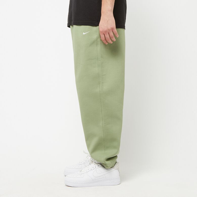 NIKE Solo Swoosh Fleece Pant oil green/white