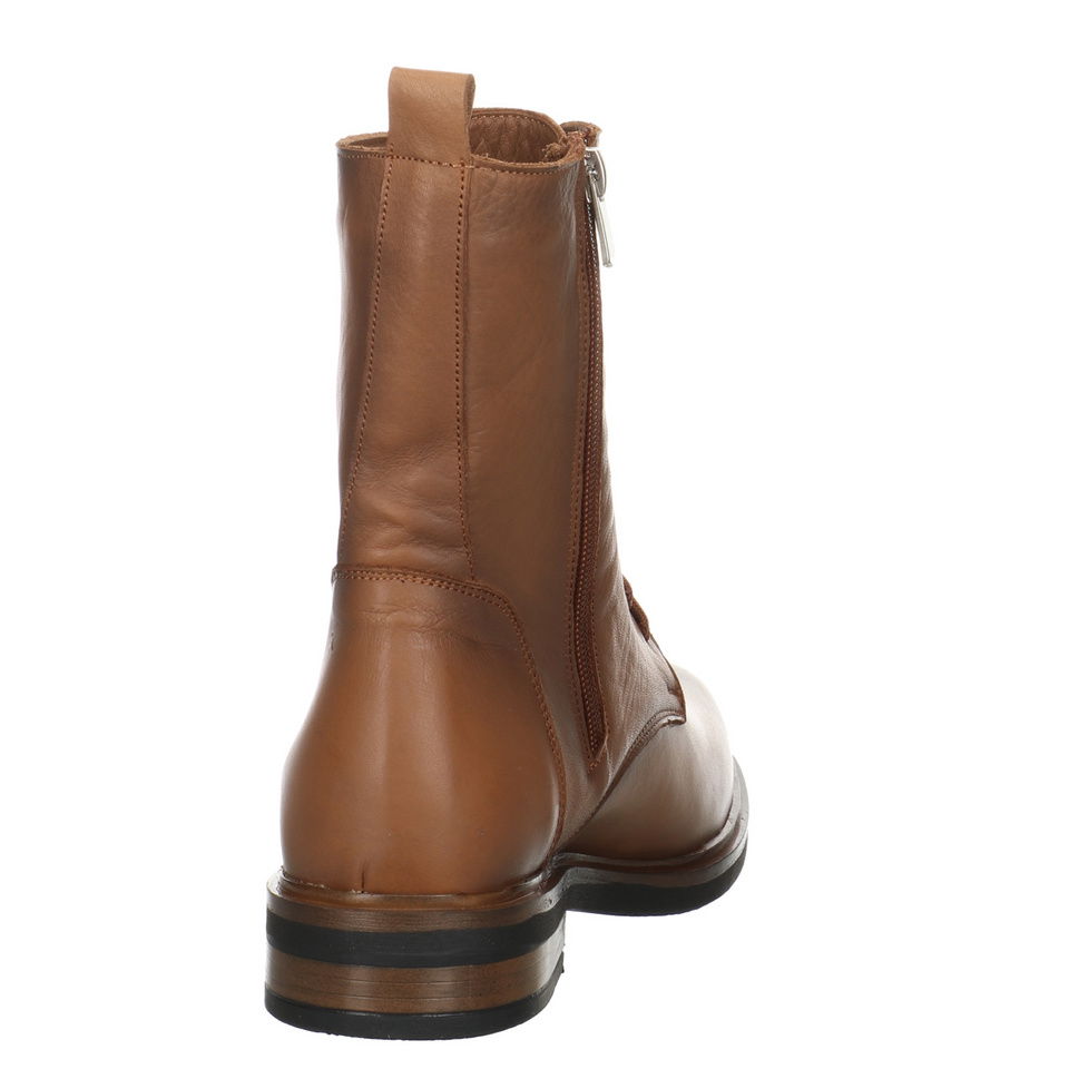 Andrea Conti Schnürboots