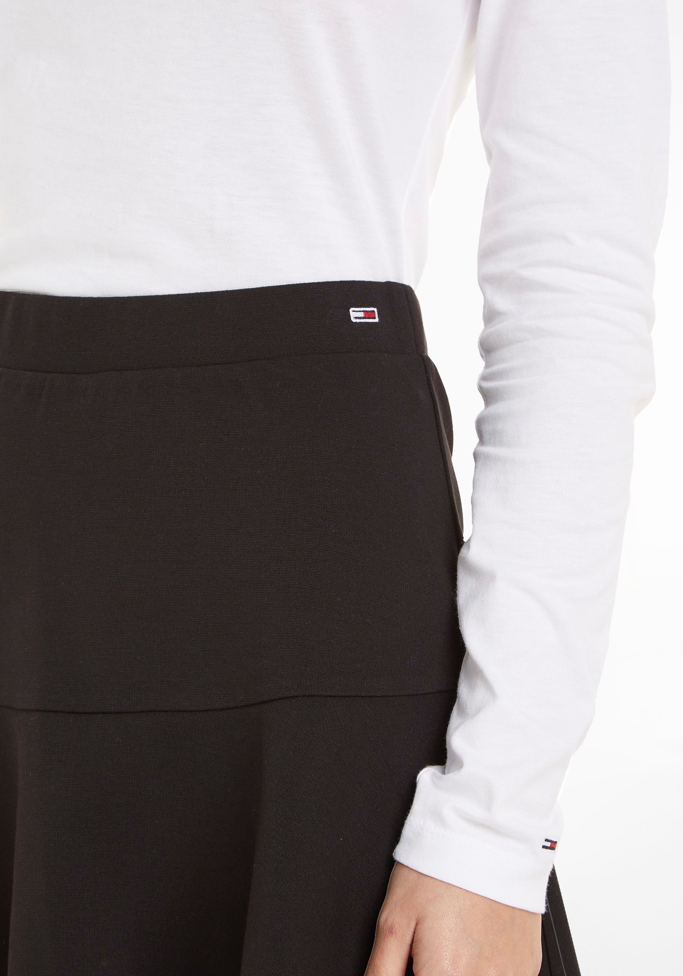Tommy Jeans A-Linien-Rock TJW FLARE MINI SKIRT mit Logostickerei am Bund