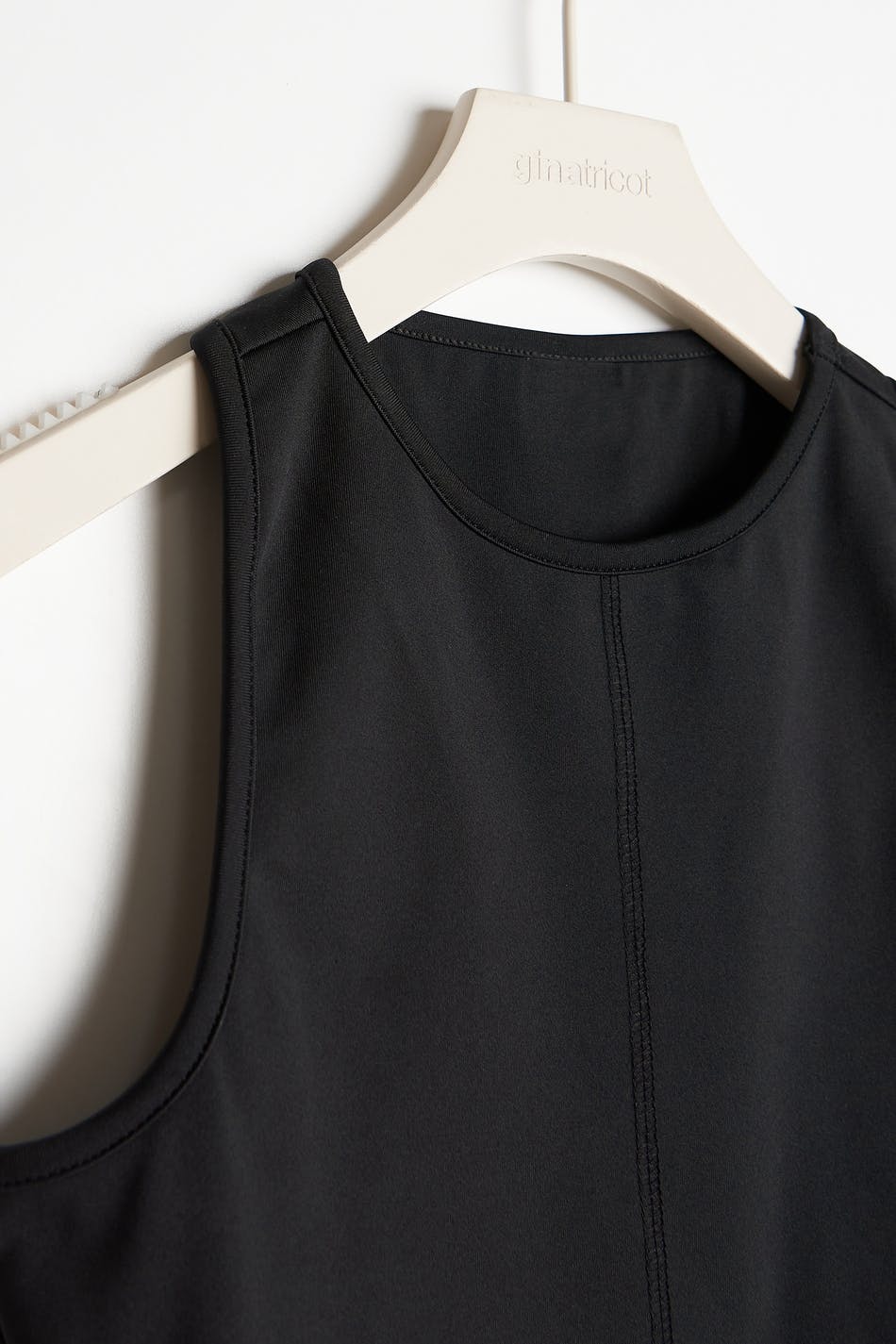 Nicki sports top