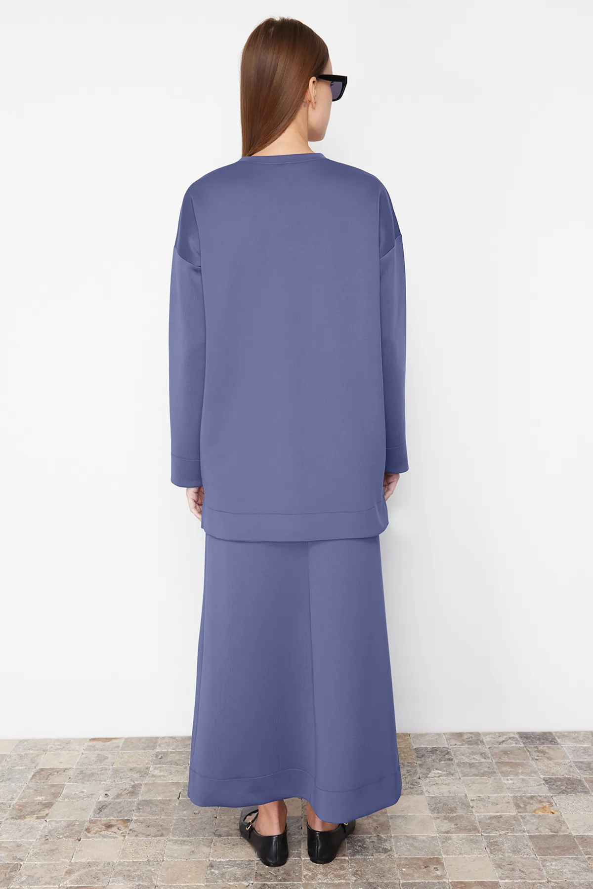 Trendyol Modest  Indigoblaues Scuba-Strickset aus Tunika und Rock mit Bindedetail vorne TCTSS23US00013
