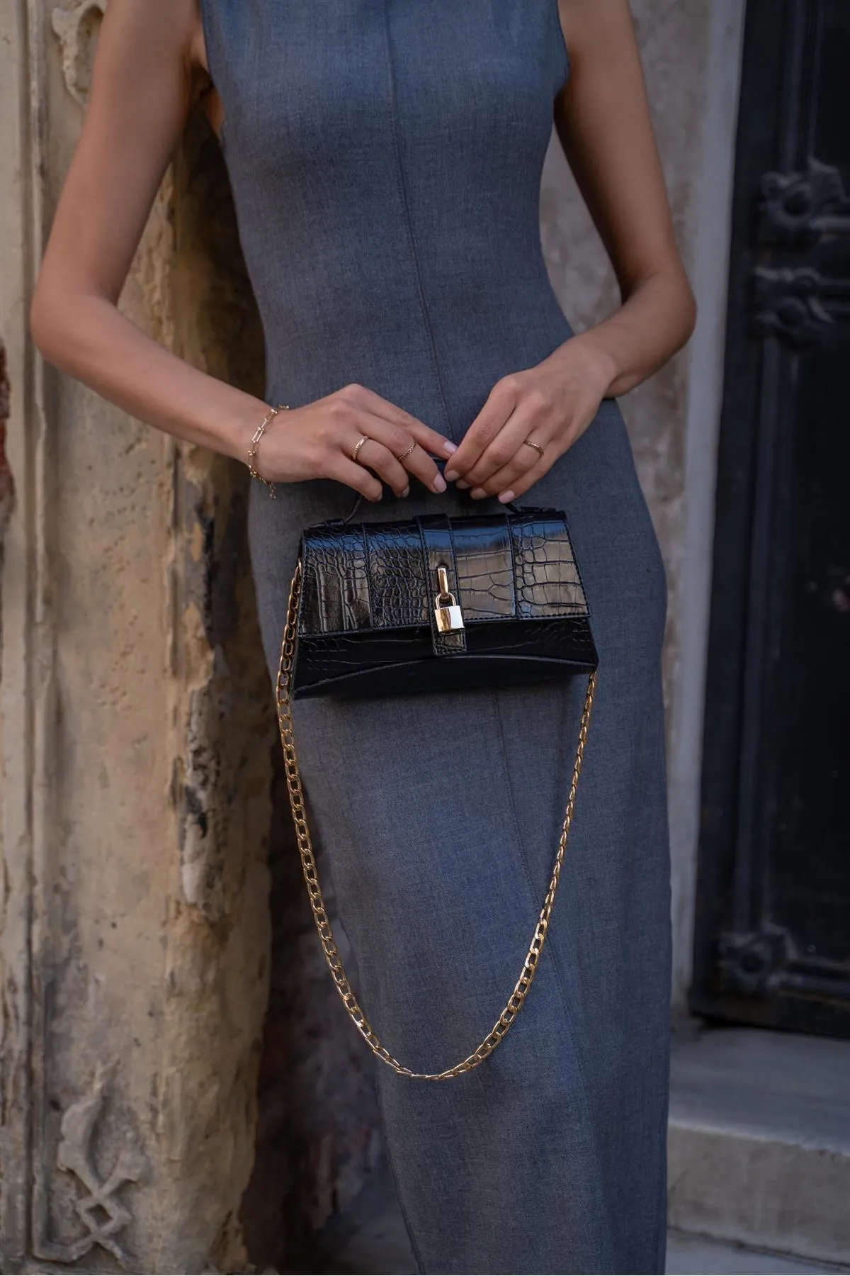 Madamra  Schwarze City-Tasche für Damen mit Krokodilmuster