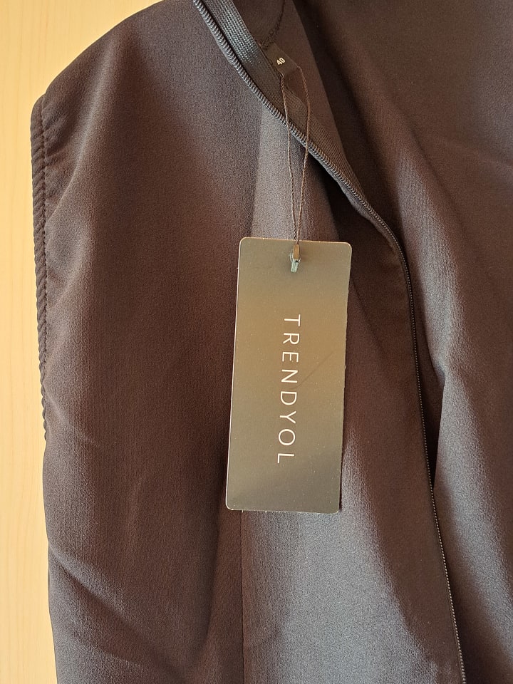 trendyol Kleid in Schwarz günstig kaufen 40