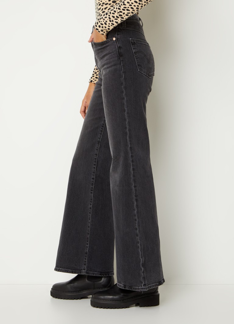 Levi's Ribcage high-waist flared jeans with a colored wash